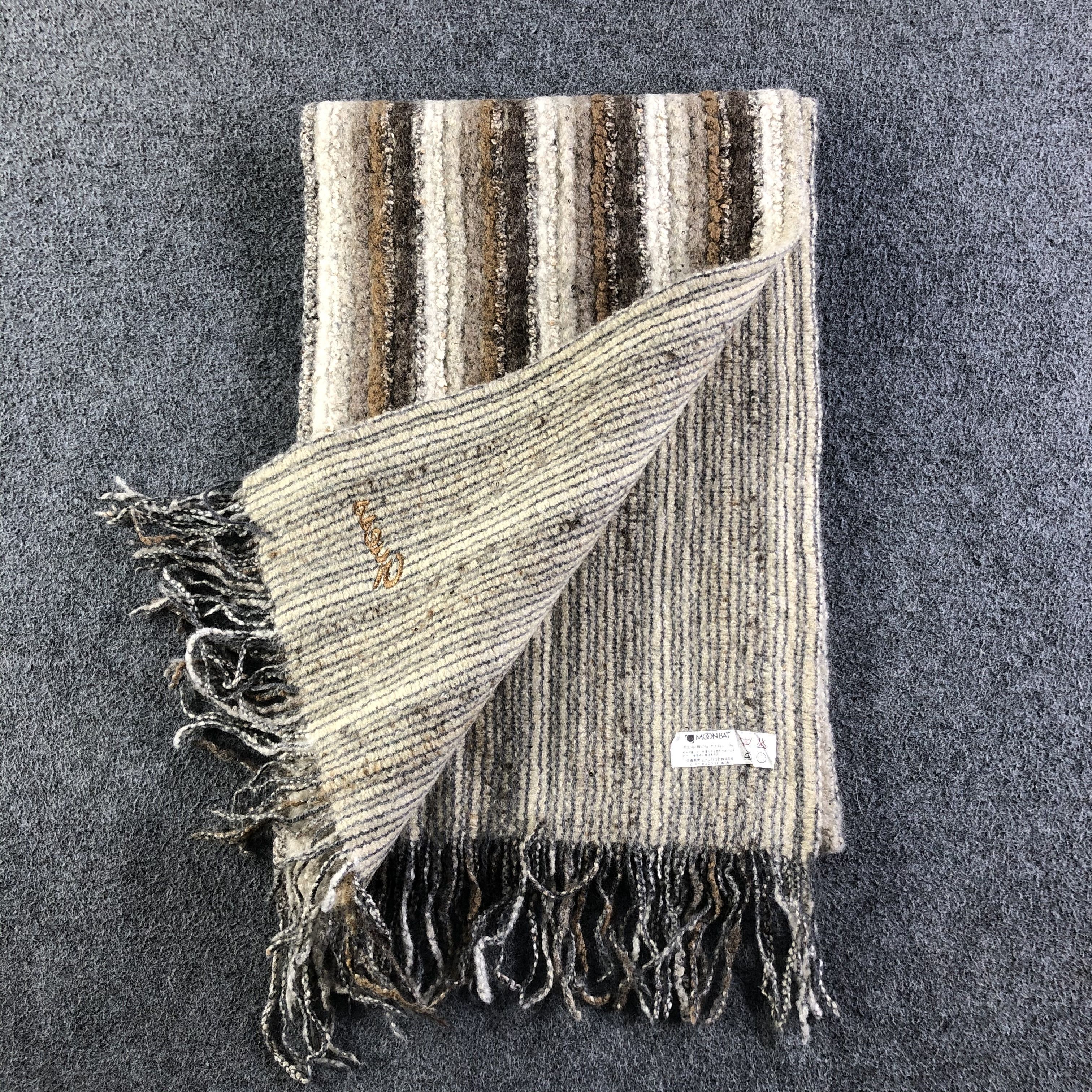 Guess Guess Wool Scarf / Muffler / Neckwear P050 Size ONE SIZE - 6 Thumbnail