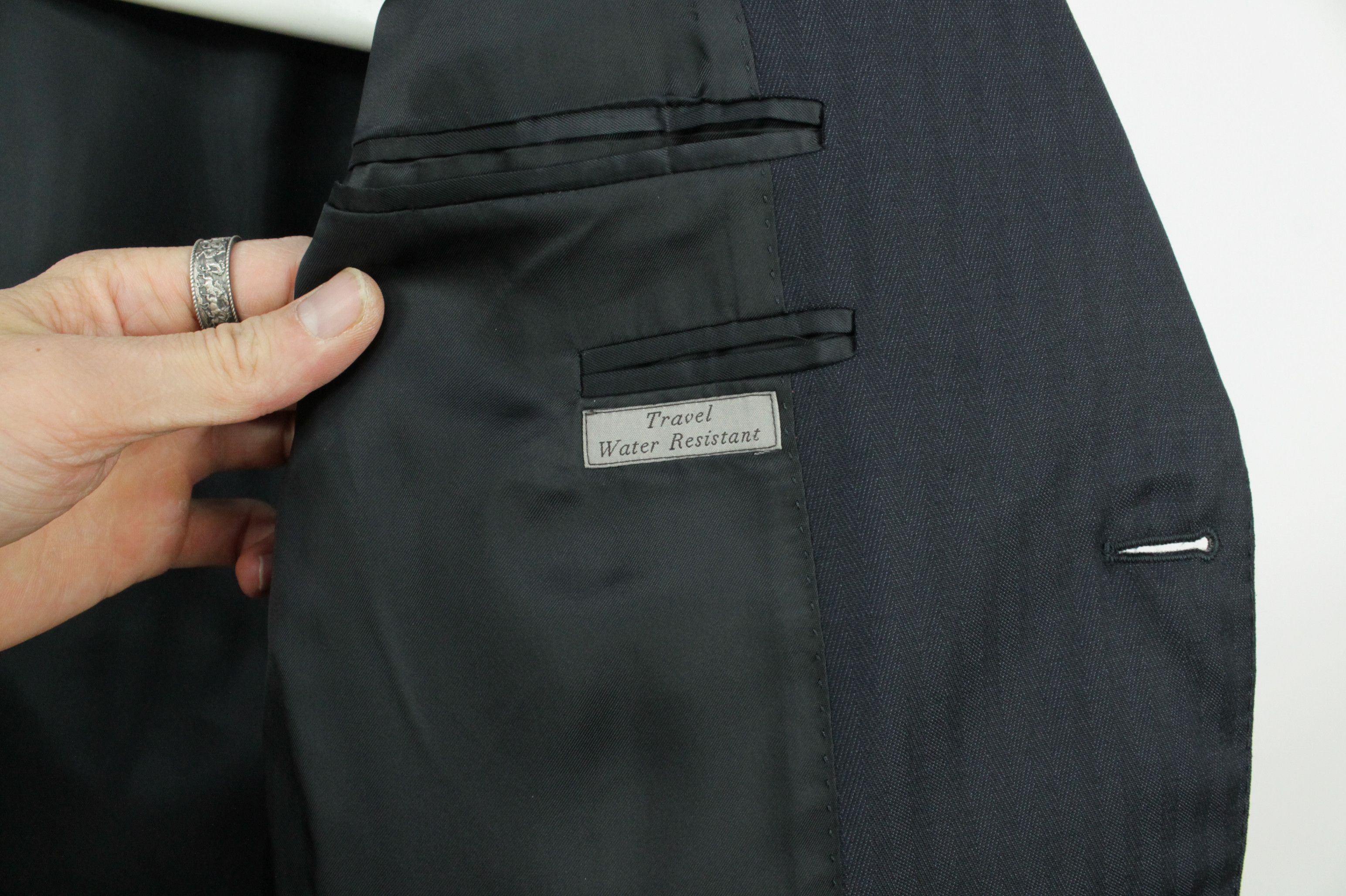Canali Canali Travel Water Resistant Navy Wool Blazer Jacket Size US M / EU 48-50 / 2 - 9 Thumbnail