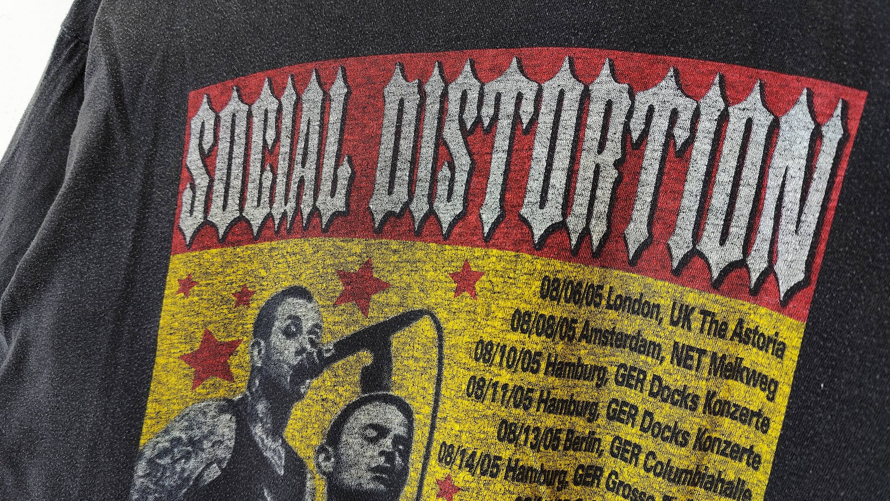 Band Tees × Vintage Social Distortion 2005 Tour Punk Rock VTG Vintage Tshirt Size US L / EU 52-54 / 3 - 7 Thumbnail