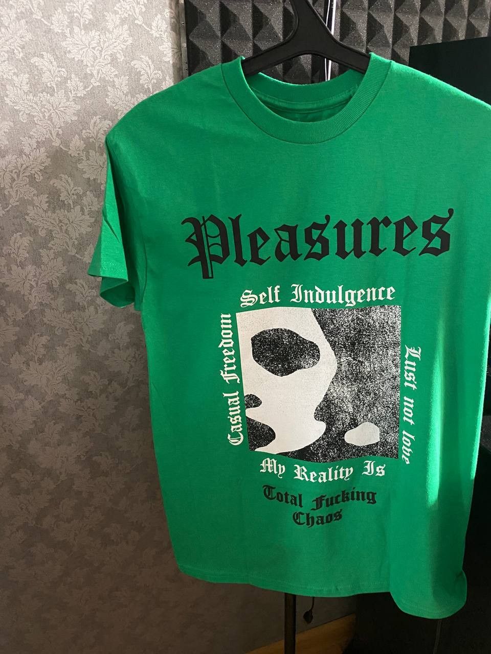 Pleasures Pleasures - Out Of My Head Tee Size US M / EU 48-50 / 2 - 3 Thumbnail