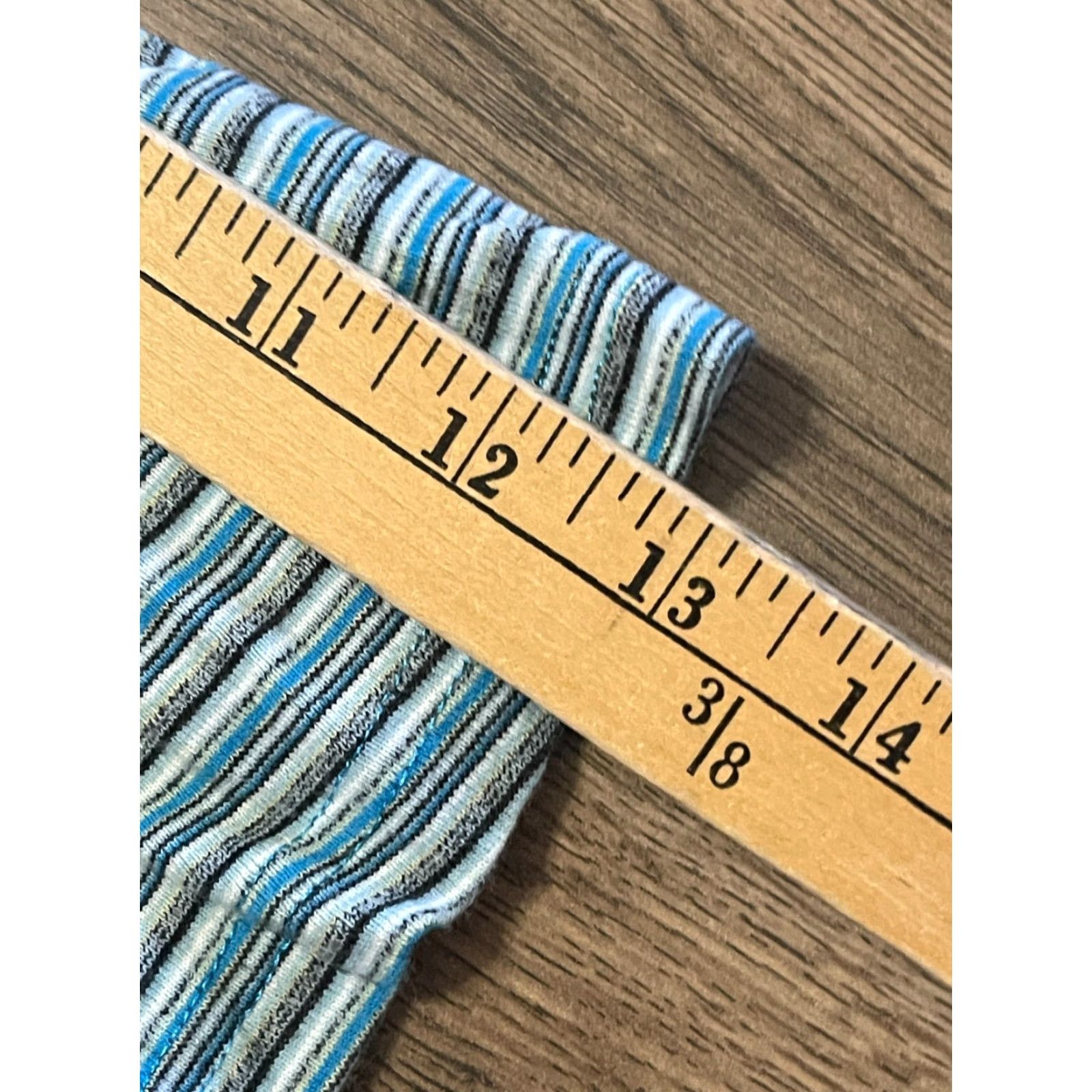 Vintage Columbia Tank Top Women L Blue Gray Striped Sleeveless V-Neck Casual Basic Shirt or Tank Size L / US 10 / IT 46 - 4 Thumbnail