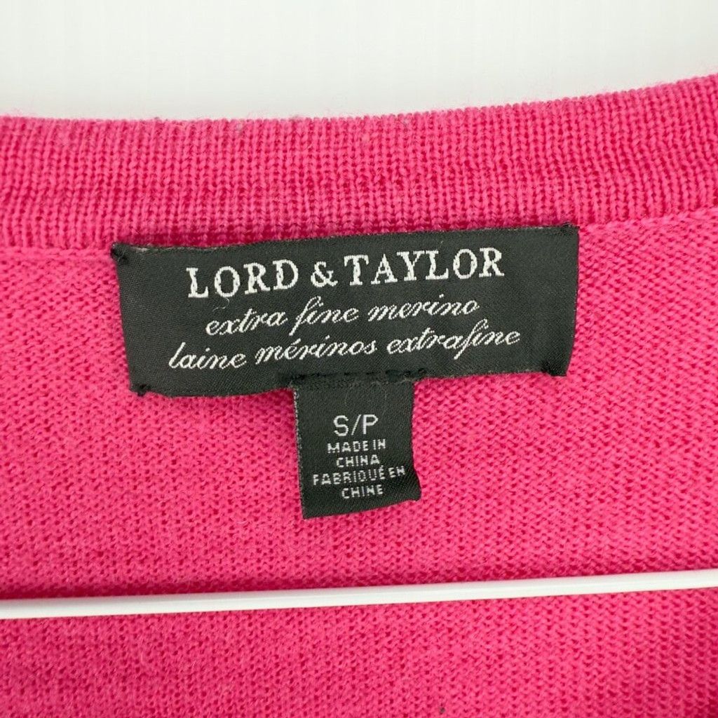 Lord & Taylor LORD & TAYLOR Extra fine Merino Pinky V Neck Minimalist sz 6 Size M / US 6-8 / IT 42-44 - 3 Thumbnail
