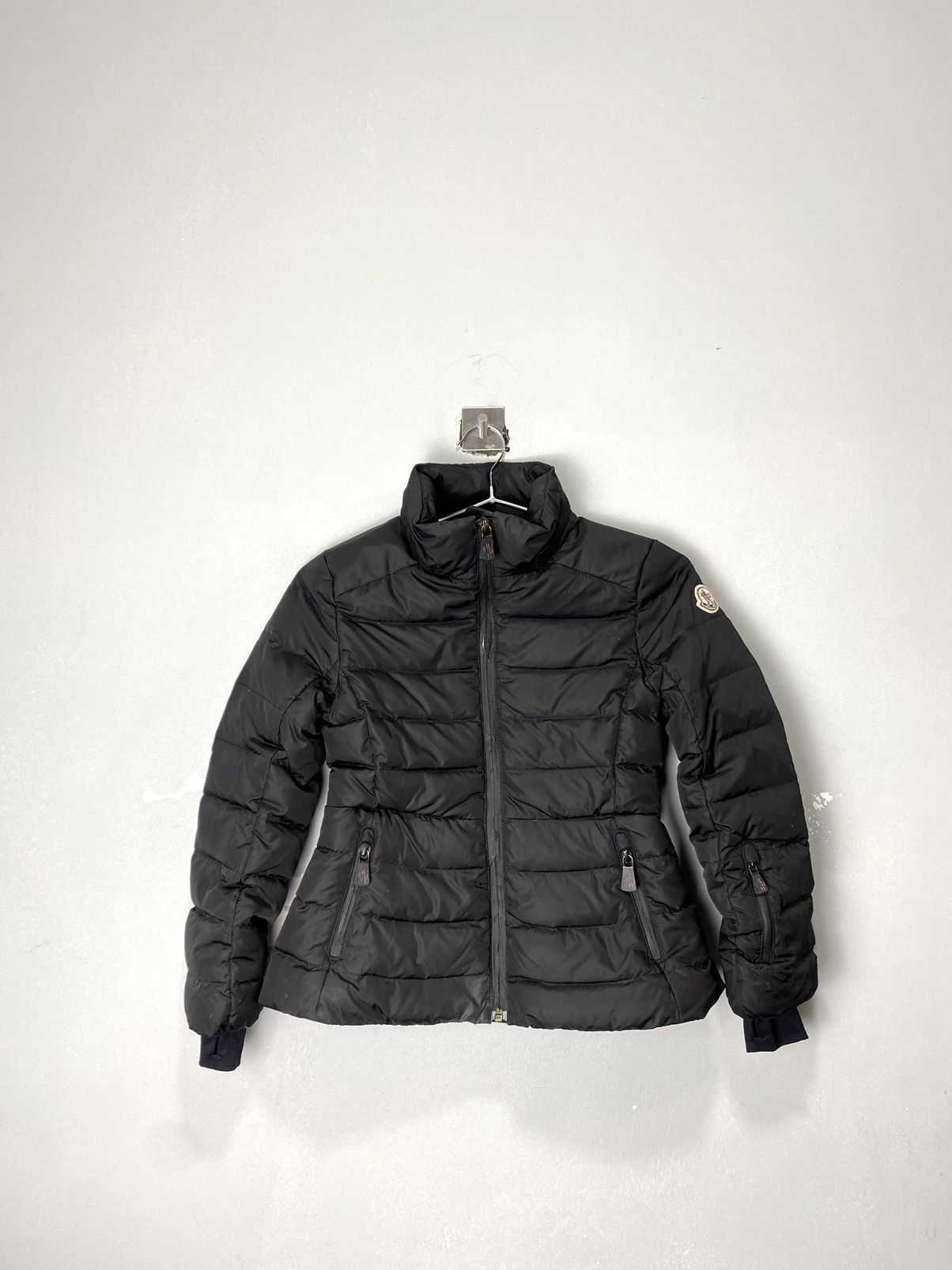Moncler Moncler Puffer Jacket Wmns Down Jacket Size XXS / US 00 / IT 34 - 1 Thumbnail