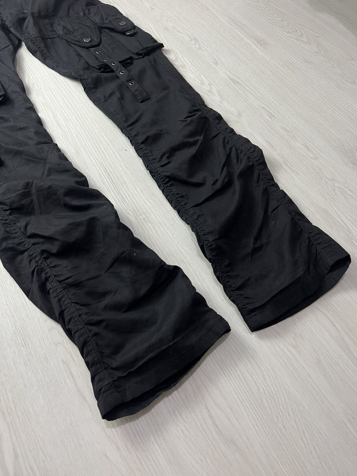 20471120 × Beauty Beast × Japanese Brand Japanse Brand Gas Mask Cargo Pants Size US 30 / EU 46 - 2 Thumbnail