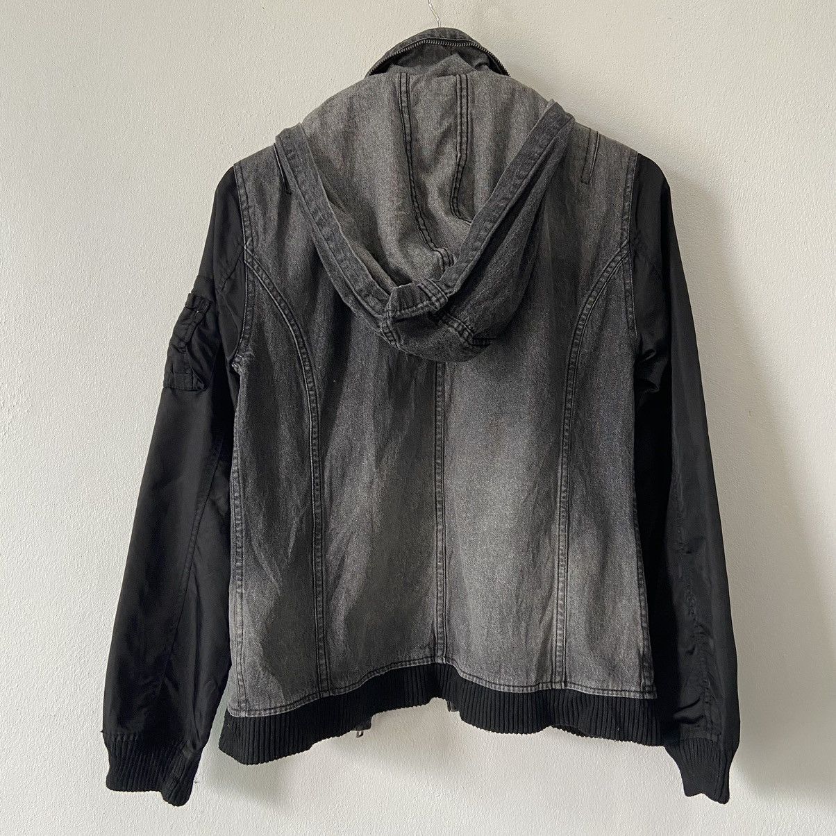 In The Attic In the attic Black Denim Jacket. Size US M / EU 48-50 / 2 - 7 Thumbnail