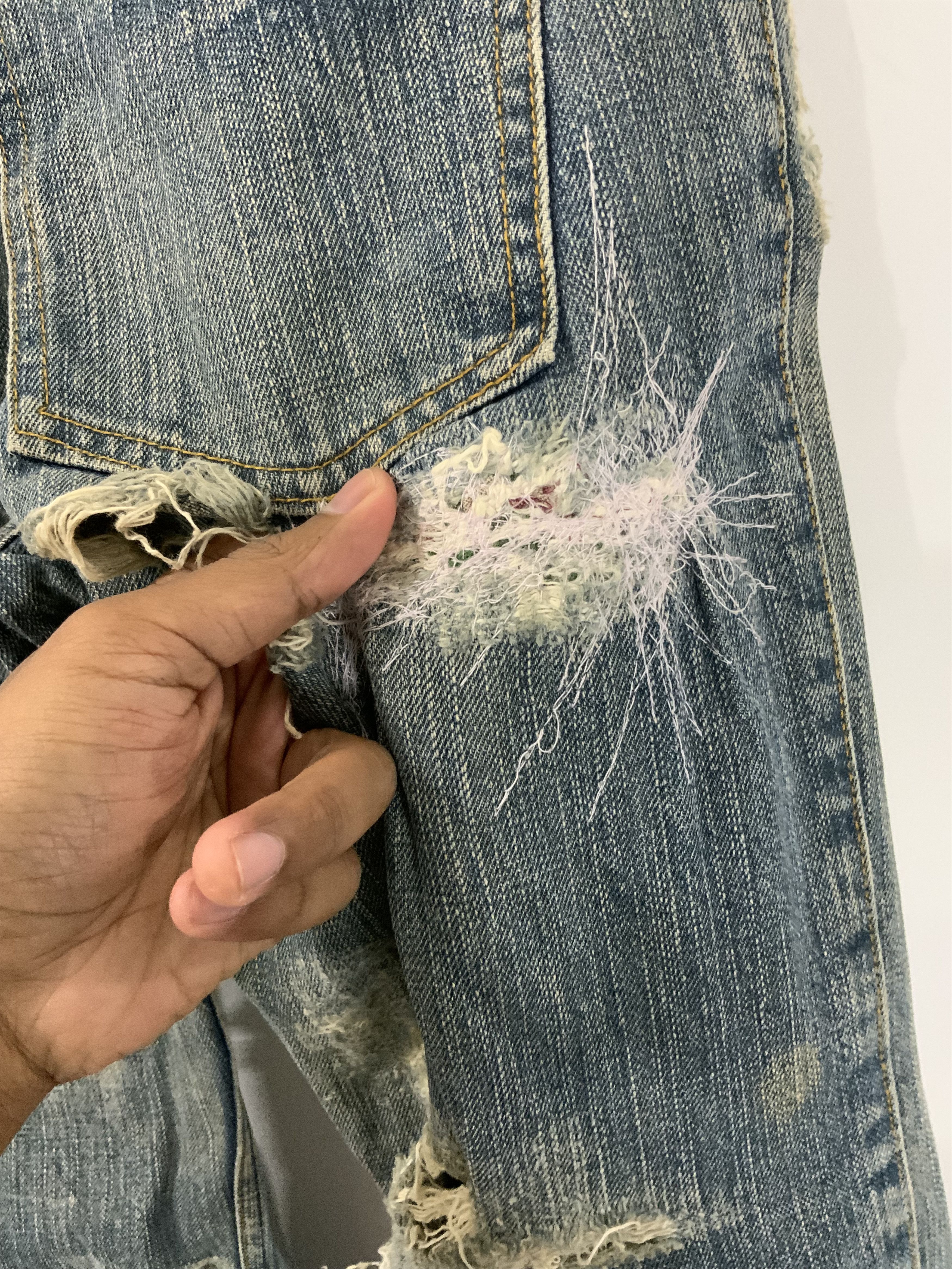 Japanese Brand Vintage Lois Crayon Atelier thirtyfour Distressed Denim Size US 31 - 16 Thumbnail