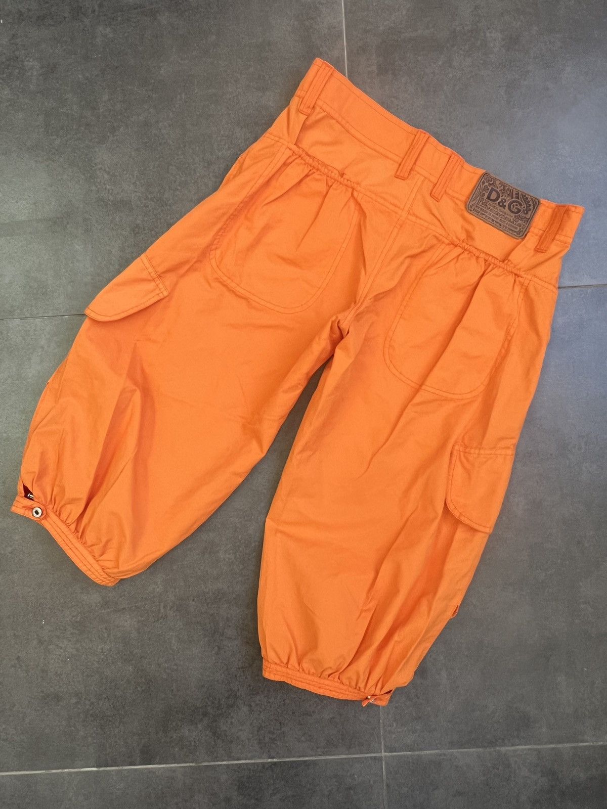 Dolce & Gabbana × Vintage Japan worker style Vintage Dolce Gabbana Capri pants nylon Size 28" / US 6 / IT 42 - 4 Thumbnail