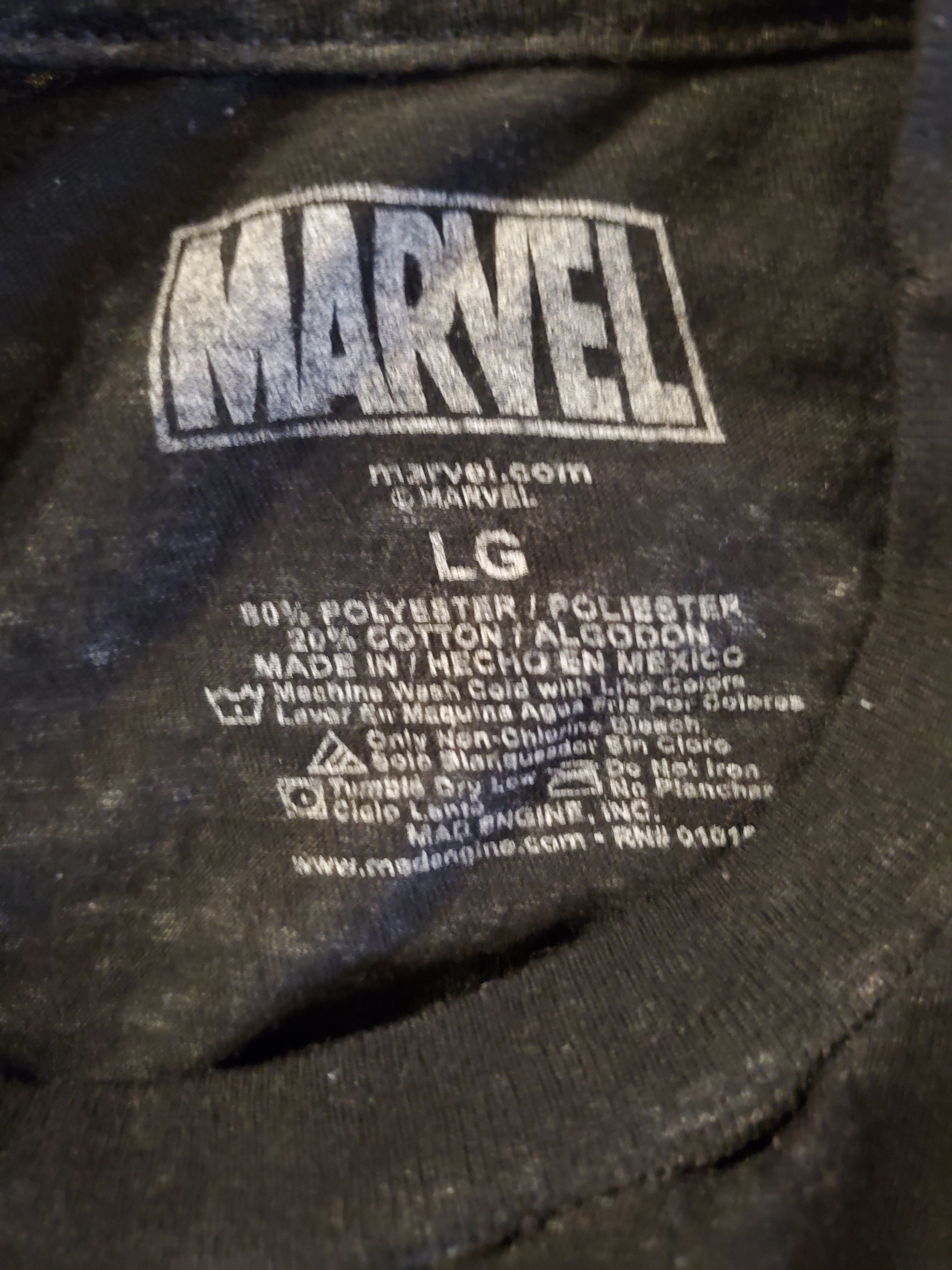 Marvel Comics Lightweight Deadpool vs Deadpool T-Shirt (size L) Size US L / EU 52-54 / 3 - 2 Thumbnail