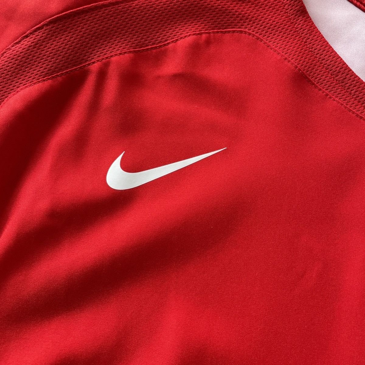 Nike Vintage Juventus 2006/2007 Nike Away Jersey Men’s Shirt XL Size US XL / EU 56 / 4 - 5 Thumbnail