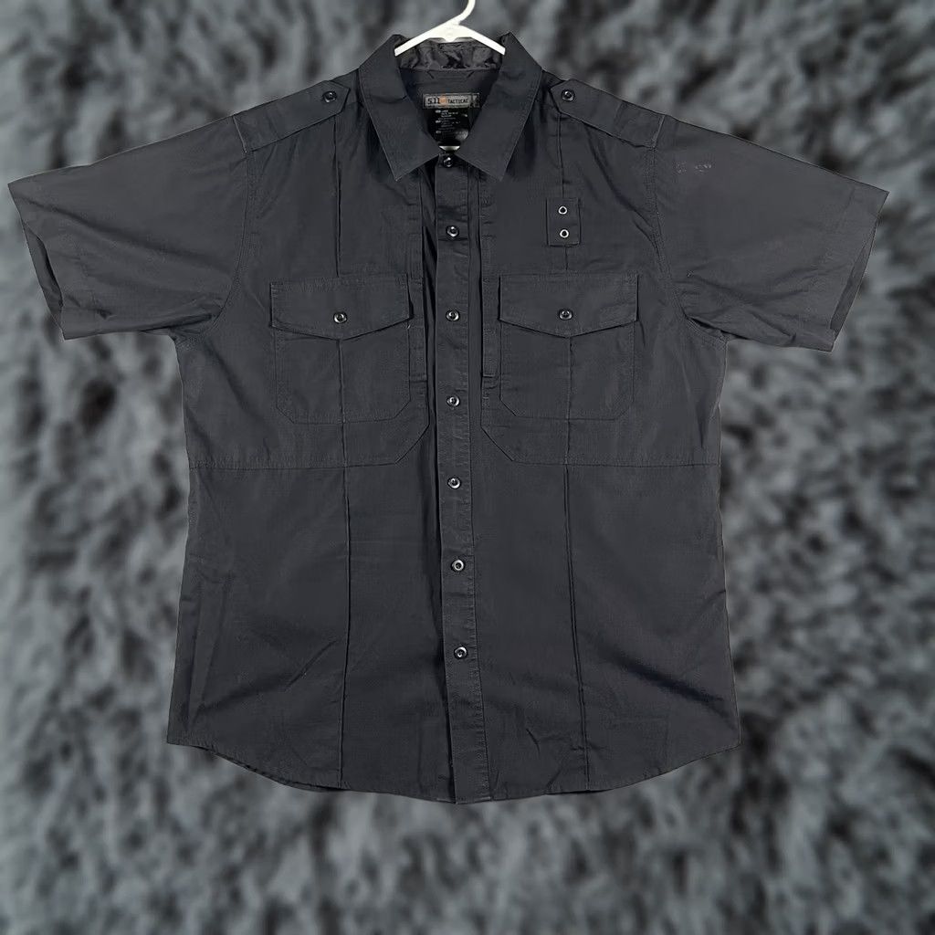 Vintage 5.11 Tactical Mens Large Black Button-Up Shirt Conceal Carry Functional Shirt Men Pockets Breathing All Seasons Casual Workwear Size US L / EU 52-54 / 3 - 1 Thumbnail