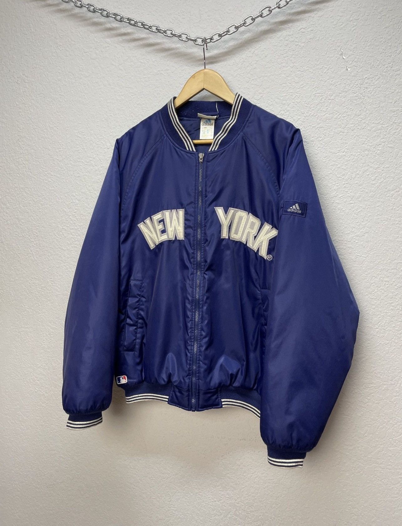 Adidas Vintage 00s Adidas New York Yankees Boxy Fit Bombers Jacket Size US M / EU 48-50 / 2 - 6 Thumbnail