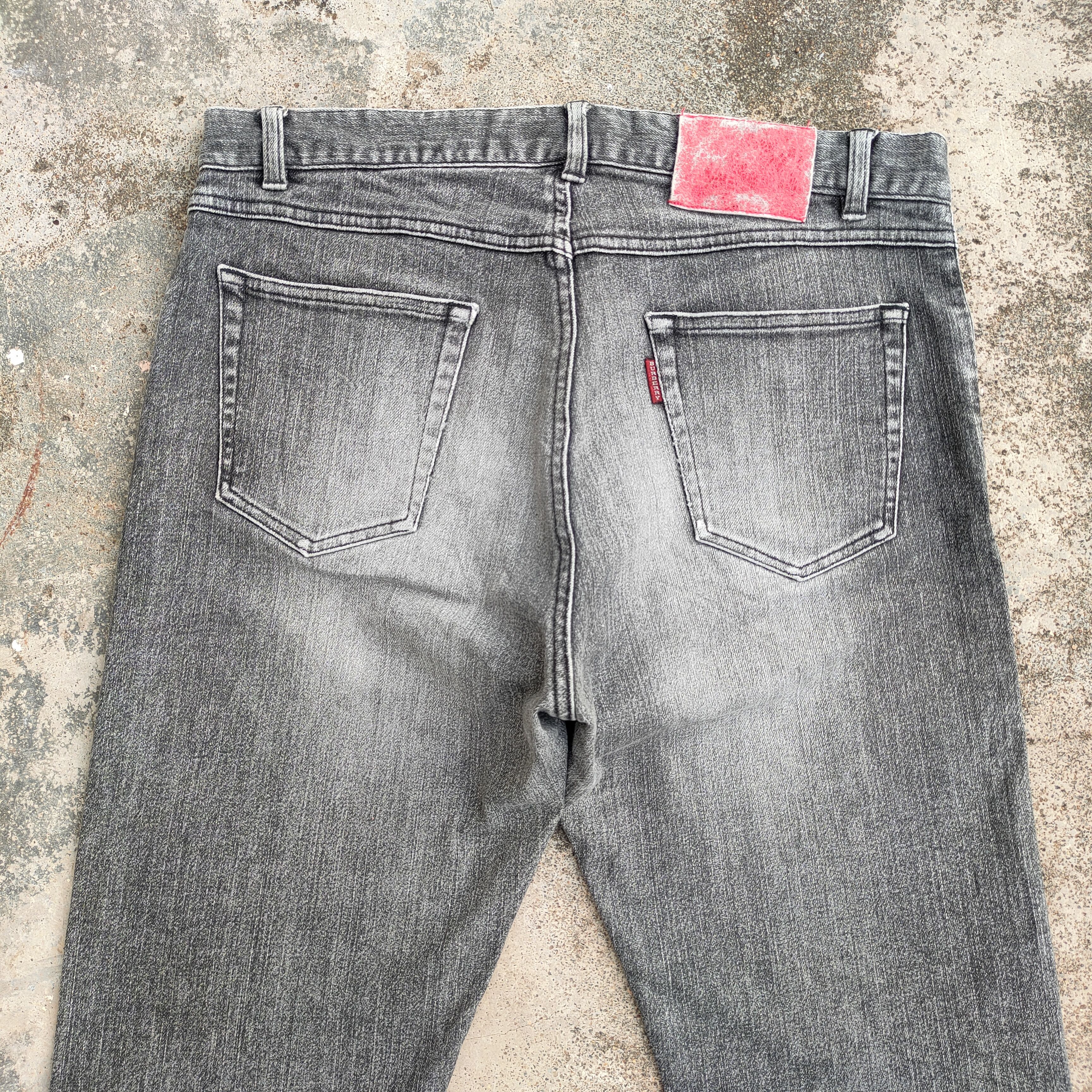 Burberry vtg Burberry black label distressed denim jeans pants Size US 32 / EU 48 - 11 Thumbnail