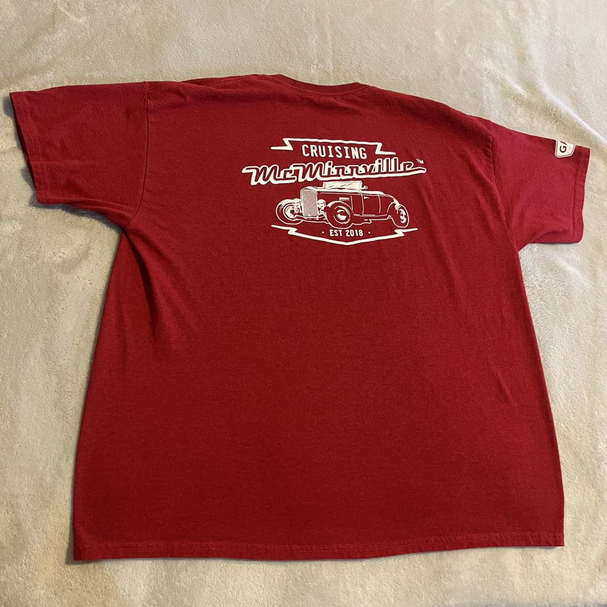 Gildan Car Shirt Men Large Red Graphic Streetwear Workout Gym Tee Size US L / EU 52-54 / 3 - 1 Thumbnail