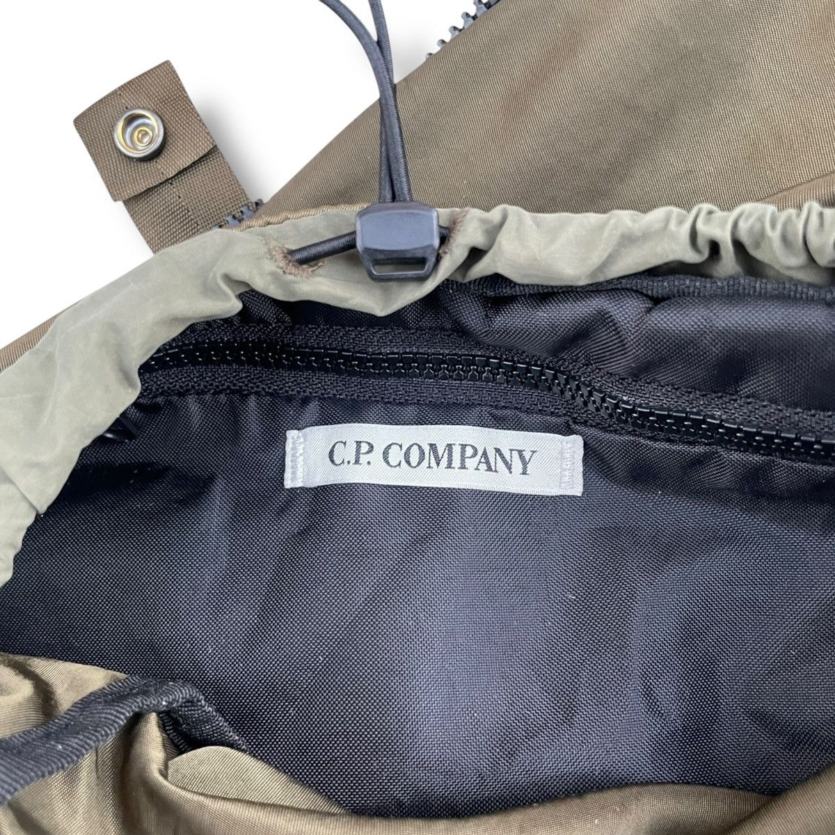 C.P. Company C.P. Company Nylon B Crossbody Bag in Ivy Green Size ONE SIZE - 6 Thumbnail