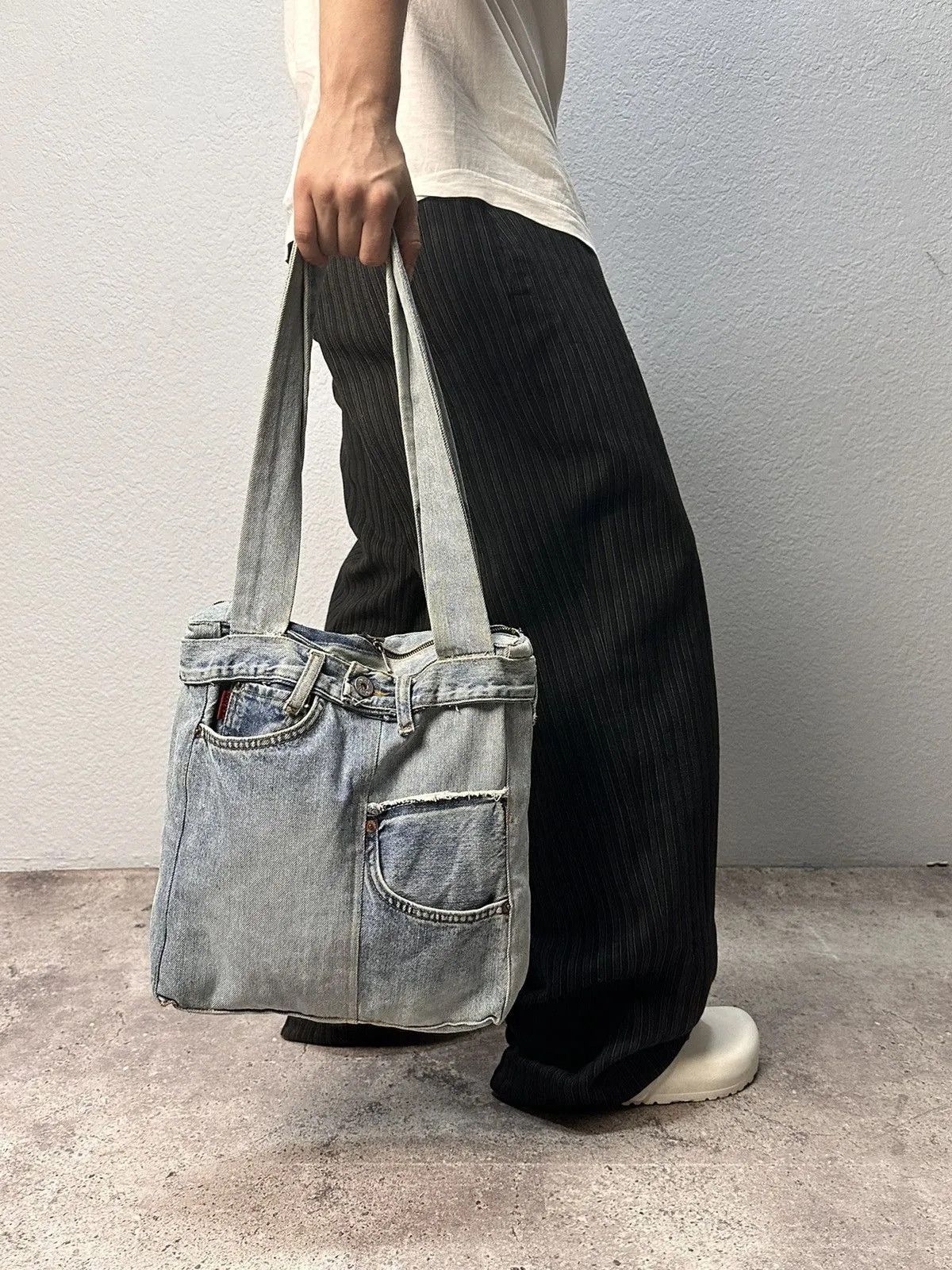 Other Gothic Avatngarde Bag Messenger Distressed Bottega Japanese Size ONE SIZE - 1 Thumbnail