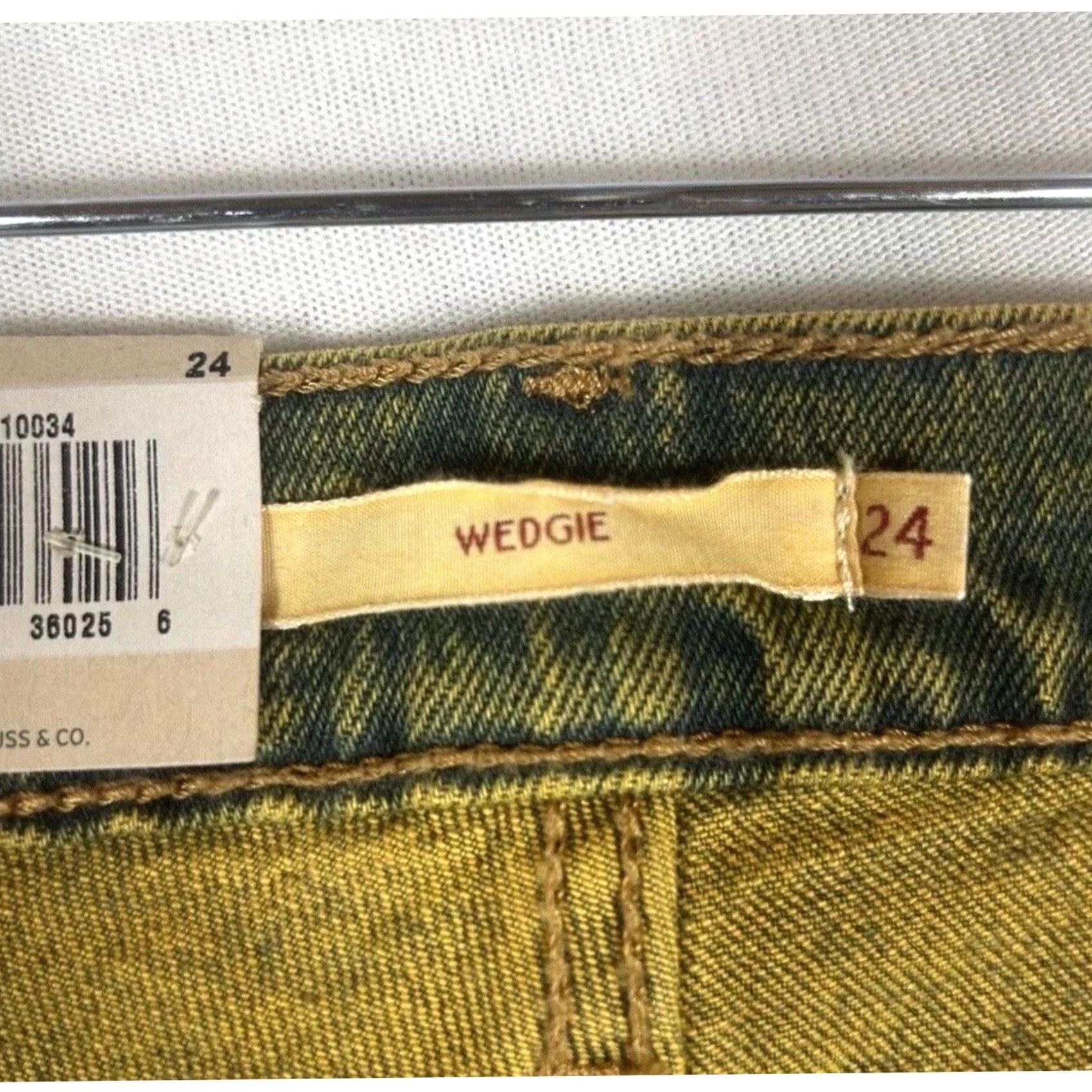 Levi's Levi's Wedgie Icon Jeans Womens 24 Irregular Straight Button Fly Denim NWT Size 42" / US 20 - 3 Thumbnail