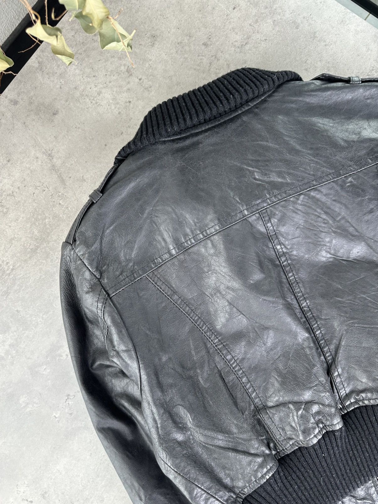 Japanese Brand Vintage Cropped Leather Jacket Size S / US 4 / IT 40 - 11 Thumbnail