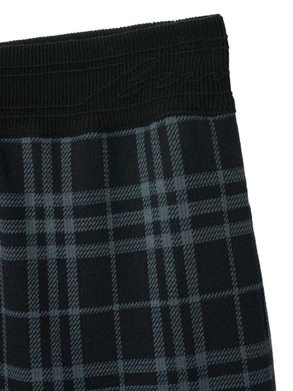Burberry os11x0326 Check-Print Shorts in Multicolor Size US 30 / EU 46 - 5 Thumbnail
