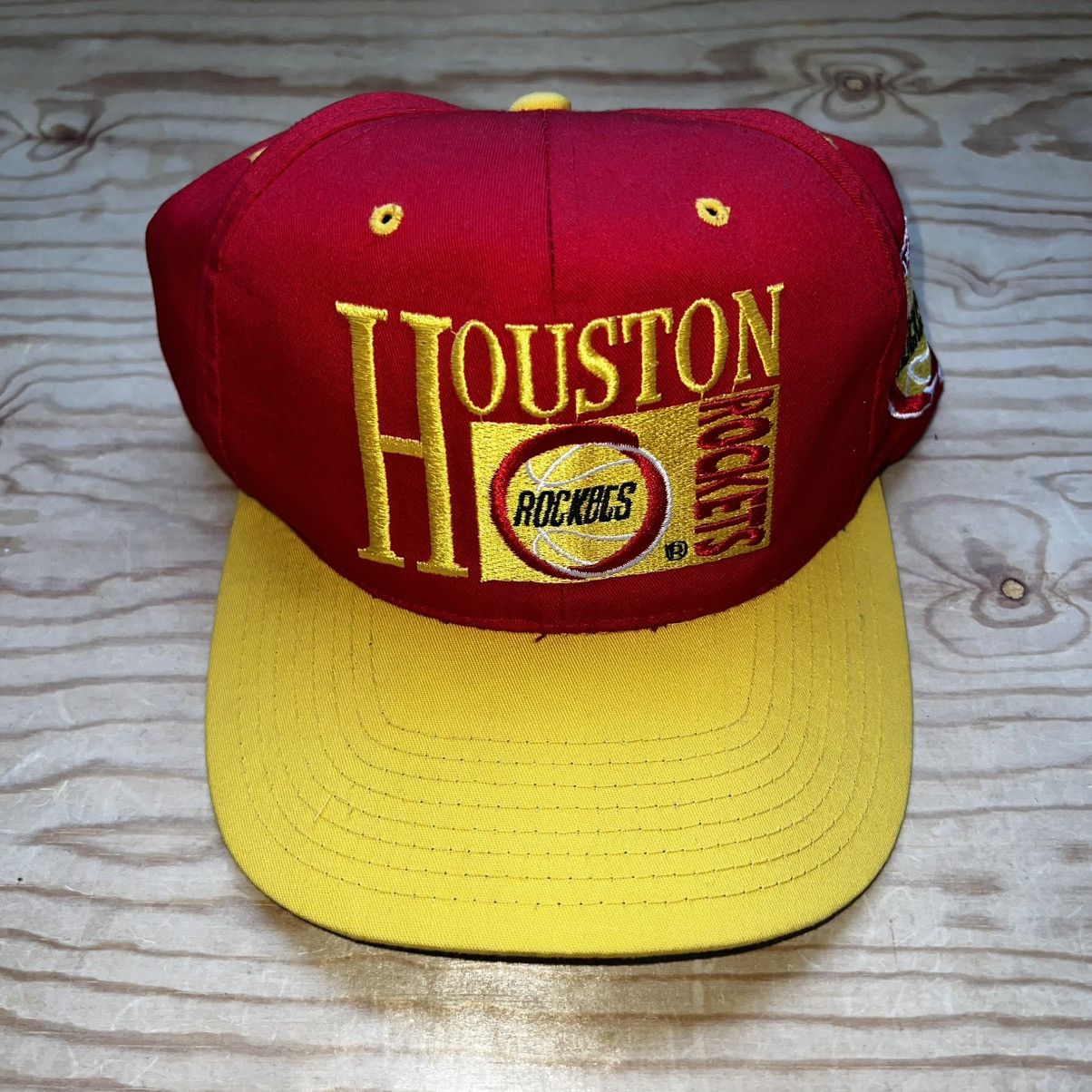 NBA VINTAGE 90s NBA HOUSTON ROCKETS THE GAME SCRIPT SNAPBACK Size ONE SIZE - 1 Thumbnail