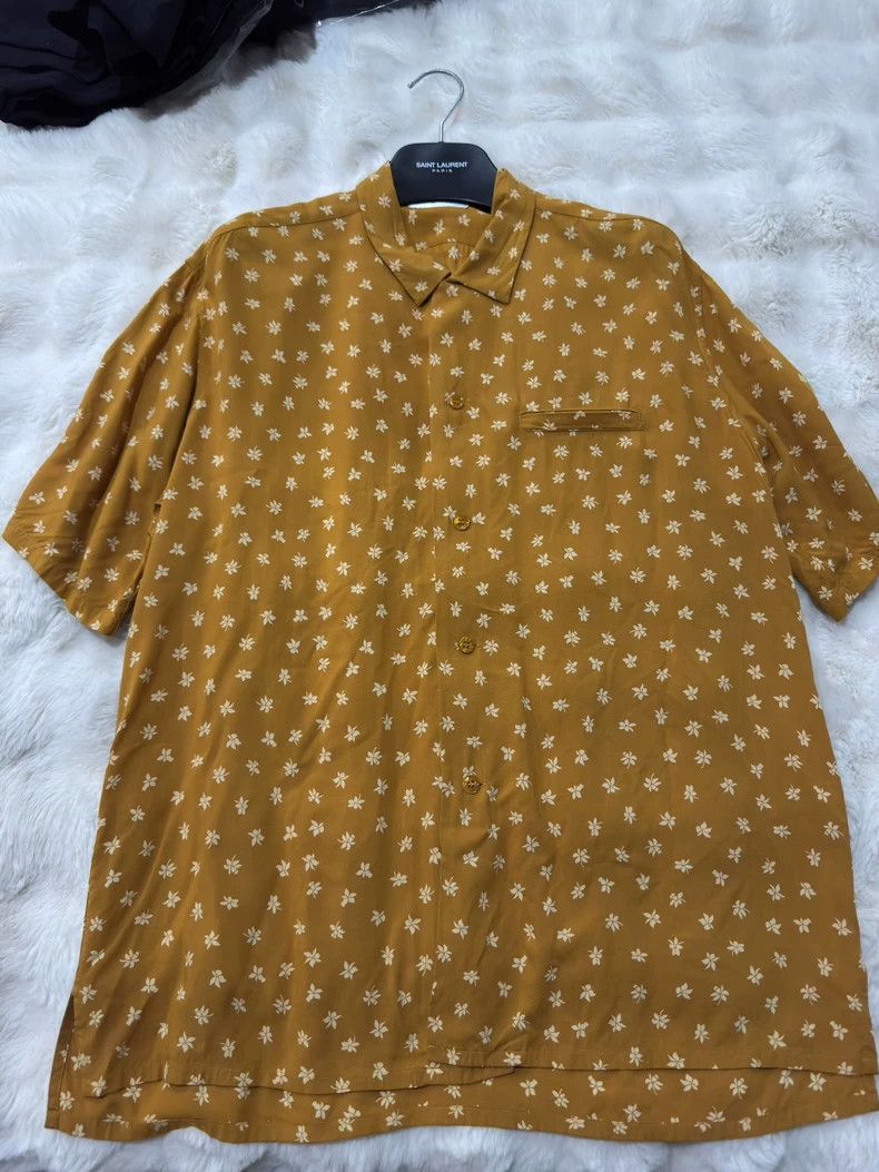 Saint Laurent Paris Saint Laurent Paris size 40 Flower short-sleeved shirt Size L / US 10 / IT 46 - 1 Thumbnail