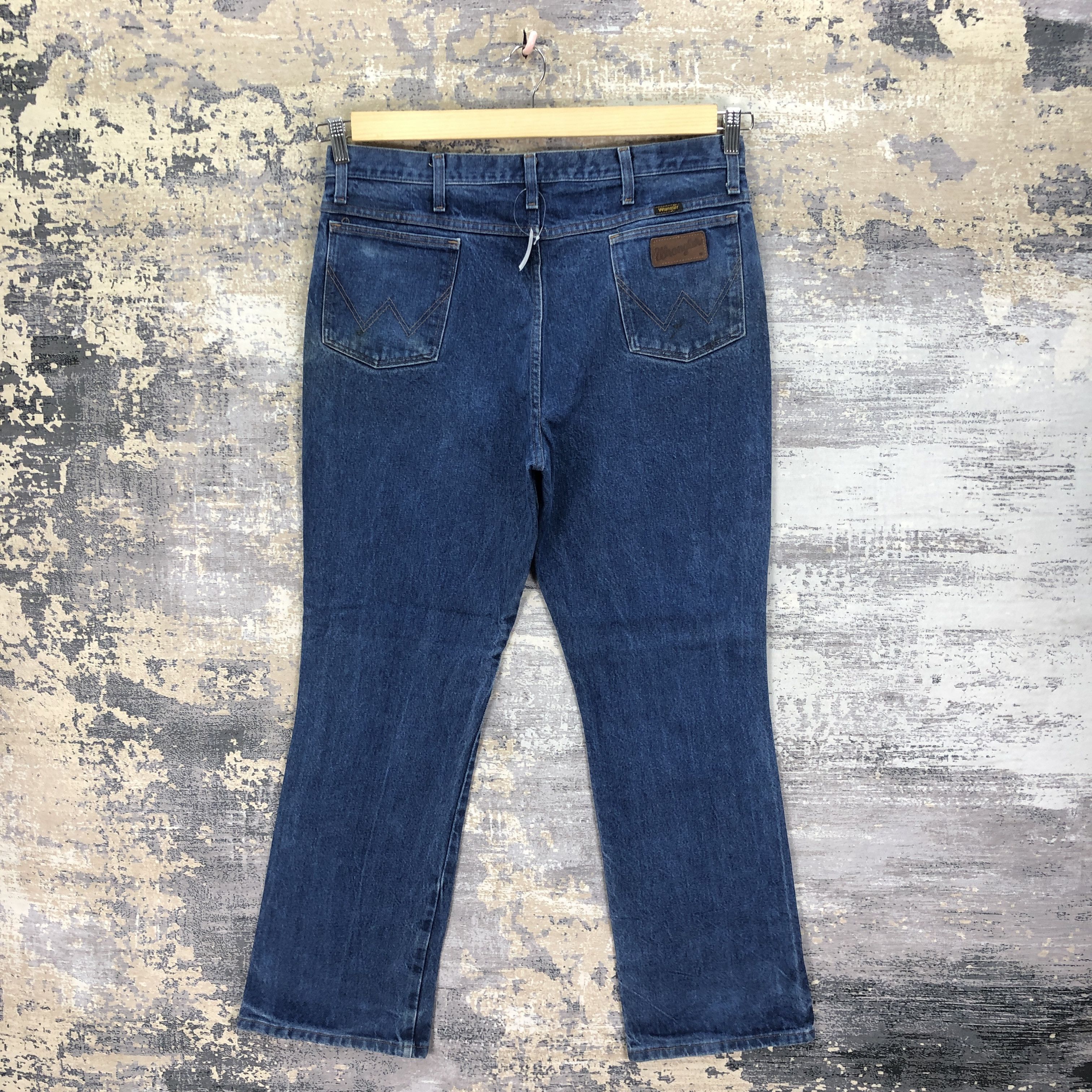 Wrangler Vintage 70s Wrangler Flare Light Wash Distressed Jeans Size US 36 / EU 52 - 2 Thumbnail