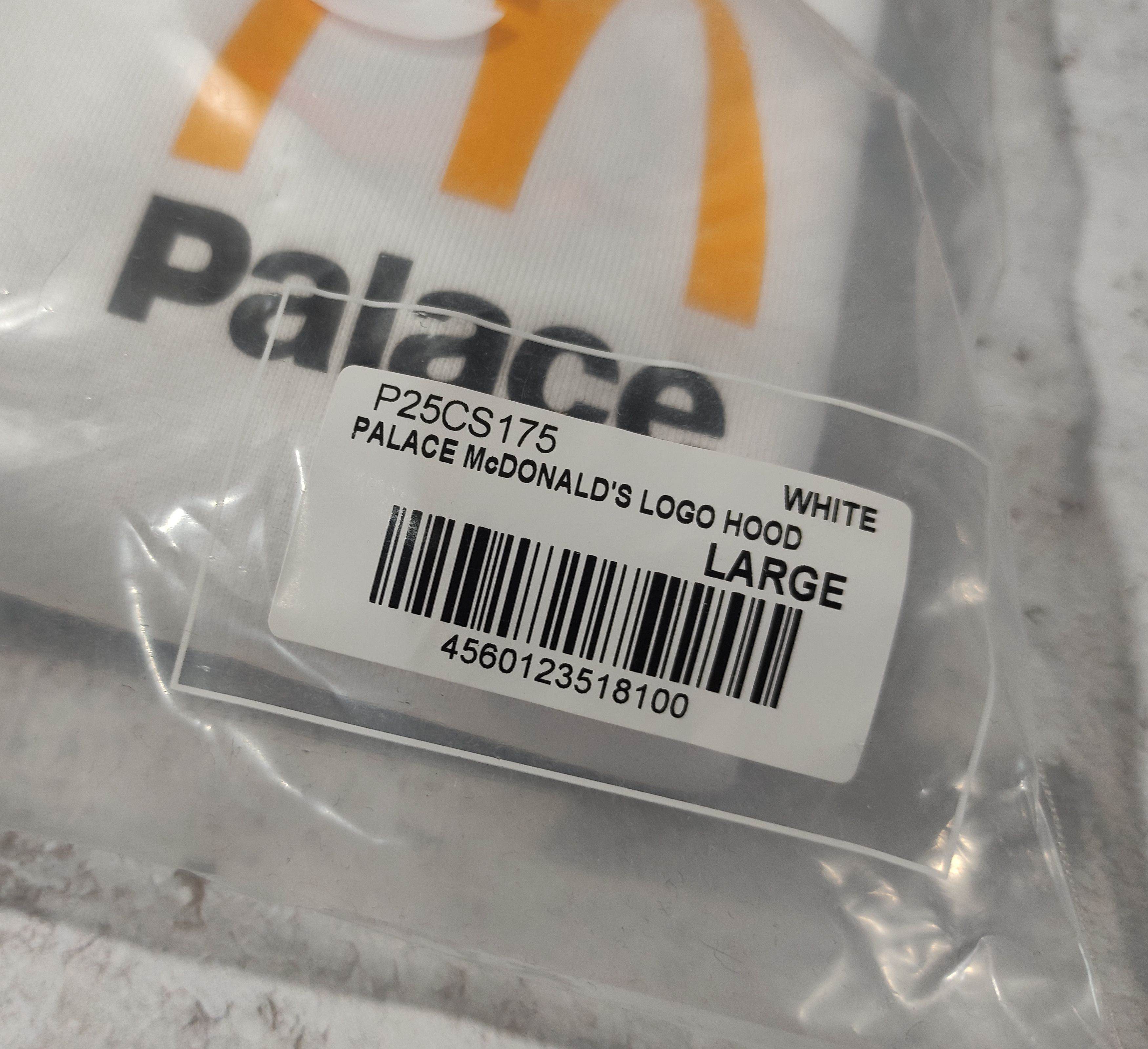 Palace Palace X McDonald's LOGO HOOD WHITE SIZE L Size US L / EU 52-54 / 3 - 12 Thumbnail
