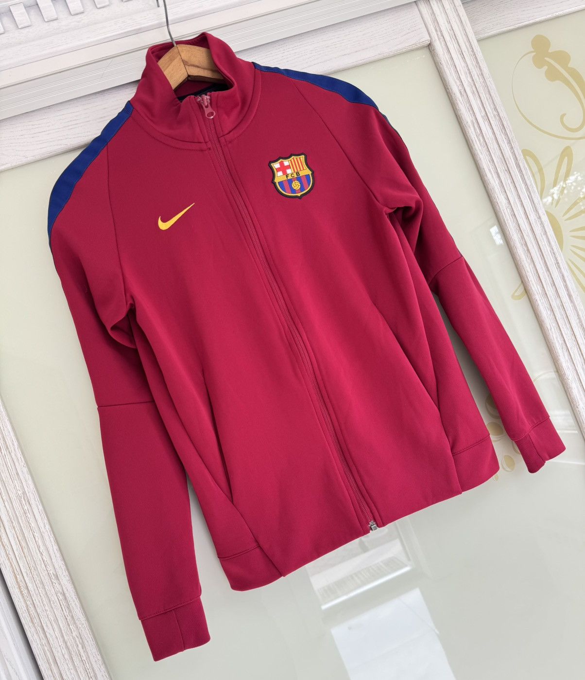 Nike Barcelona 2017-2018 Women’s Soccer Track Jacket Football Kit Size US S / EU 44-46 / 1 - 4 Thumbnail