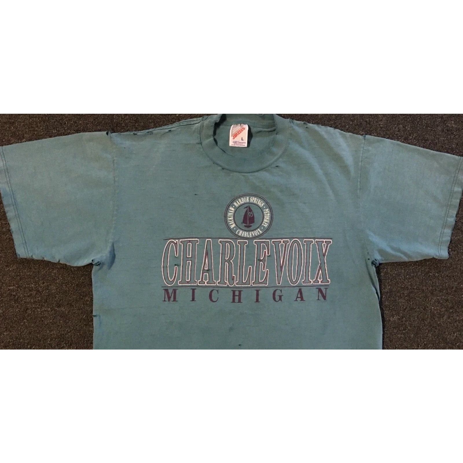 Thrasher VINTAGE Destroyed T-Shirt Men S Blue 90s Michigan Charlevoix Thrashed Faded Distressed 80s Punk Grunge Surf Skate USA Blood/Spotting? Size US S / EU 44-46 / 1 - 5 Thumbnail