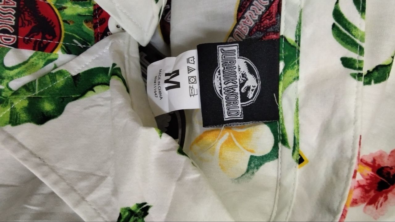 Other full print shirt jurrasic world Size US M / EU 48-50 / 2 - 5 Thumbnail
