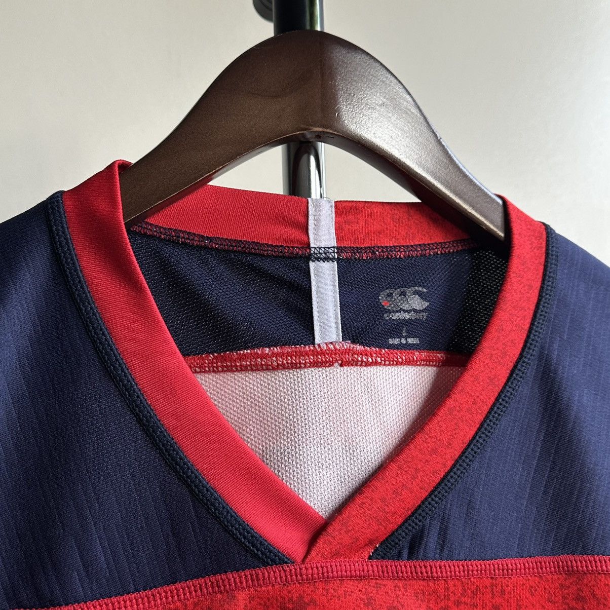 Canterbury of New Zealand Canterbury England Rugby Team Jersey Rugby World Cup Shirt Size US L / EU 52-54 / 3 - 5 Thumbnail