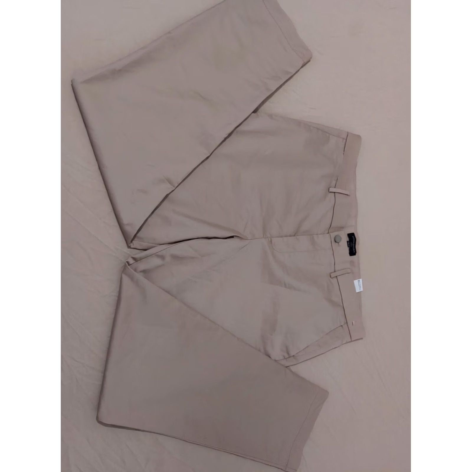 Banana Republic Banana Republic Dress Pants Mens 38x32 Regular Beige Khaki Slack Trouser Performance Dress Pants Mens Beige 90s Size US 32 / EU 48 - 3 Thumbnail