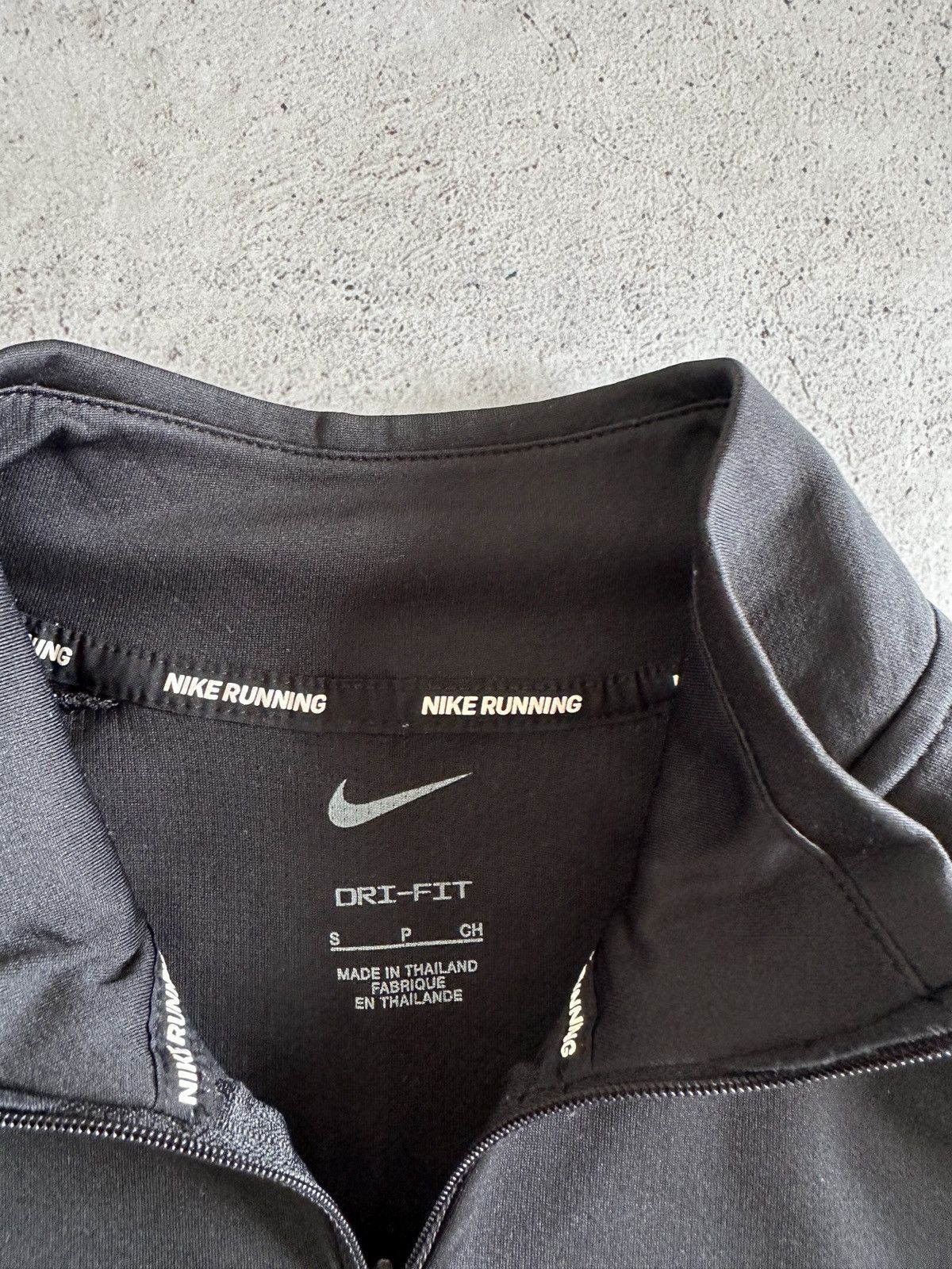 Nike Nike Black Long Sleeve Training Top Size S Size S / US 4 / IT 40 - 5 Thumbnail