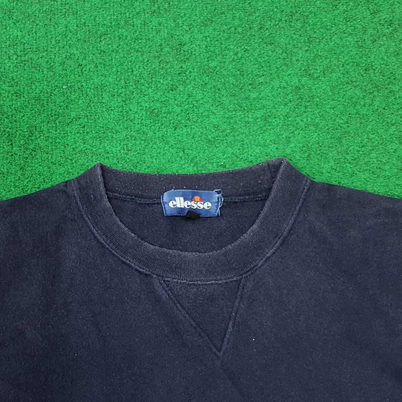 Ellesse Vintage Ellesse Perugia Italia Shirt C264N23 Size US L / EU 52-54 / 3 - 3 Thumbnail