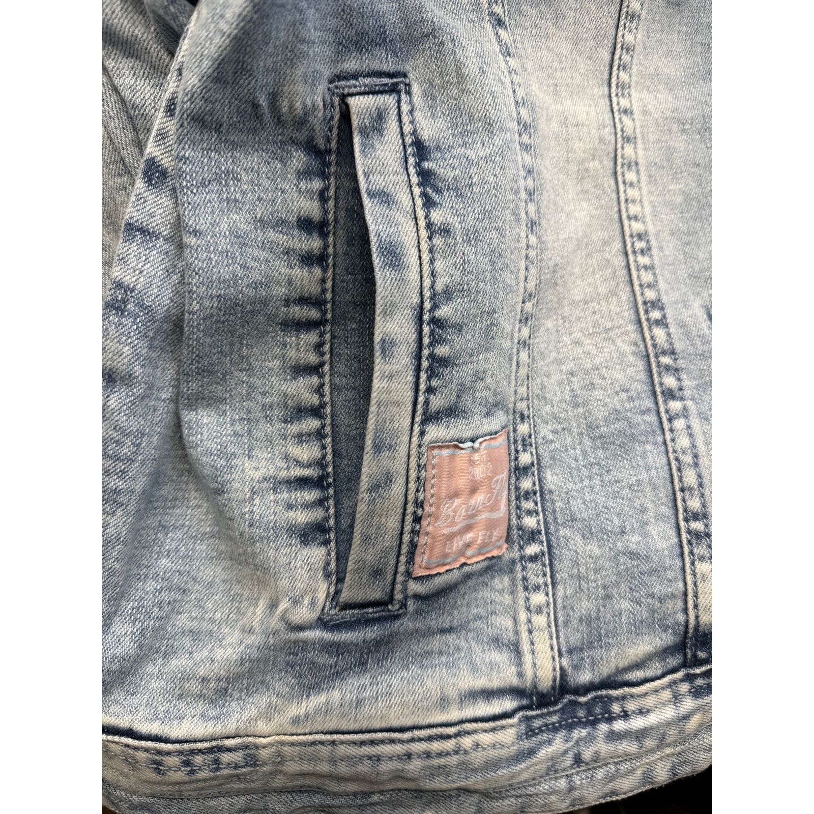 Born Fly Born Fly Lt Denim Jacket Distressed Embroidered men sz 2XL Size US XXL / EU 58 / 5 - 7 Thumbnail