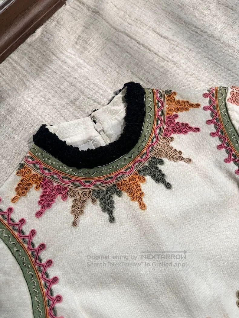 Valentino Valentino Hand-embroidered ethnic style dress Size L / US 10 / IT 46 - 6 Thumbnail