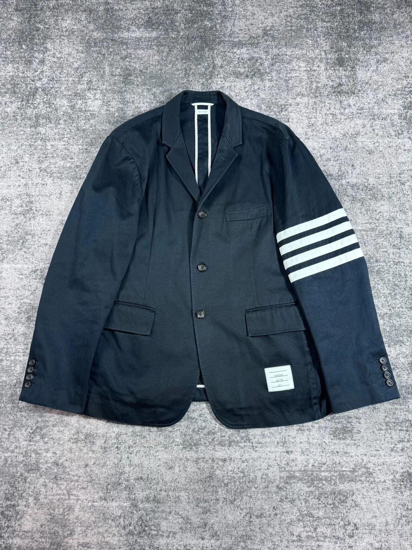 Thom Browne Thom Browne Navy Blazer with Stripe Detail. Size US M / EU 48-50 / 2 - 1 Thumbnail
