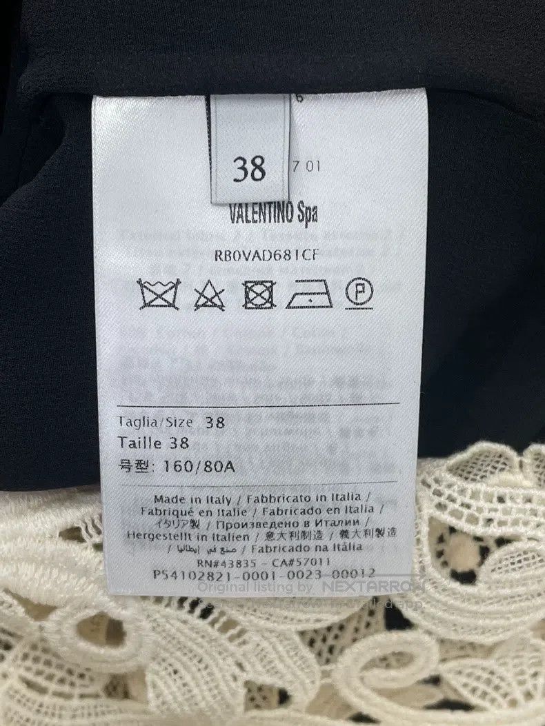 Valentino Valentino Black and white color-blocked lace flower panell Size M / US 6-8 / IT 42-44 - 5 Thumbnail