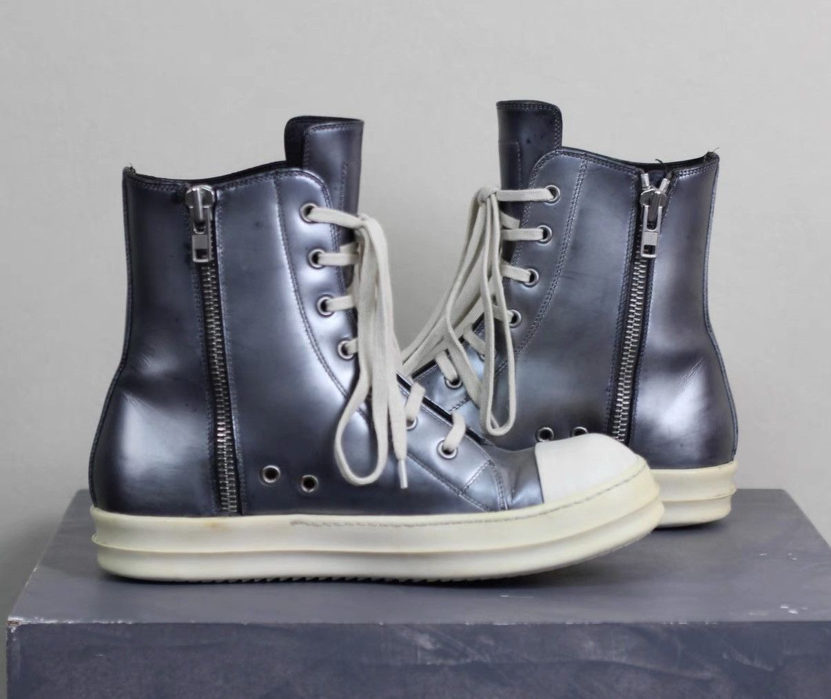 Rick Owens Rick Owens Mirror Metallic Leather High-Top Sneakers Size US 7 / EU 40 - 4 Thumbnail