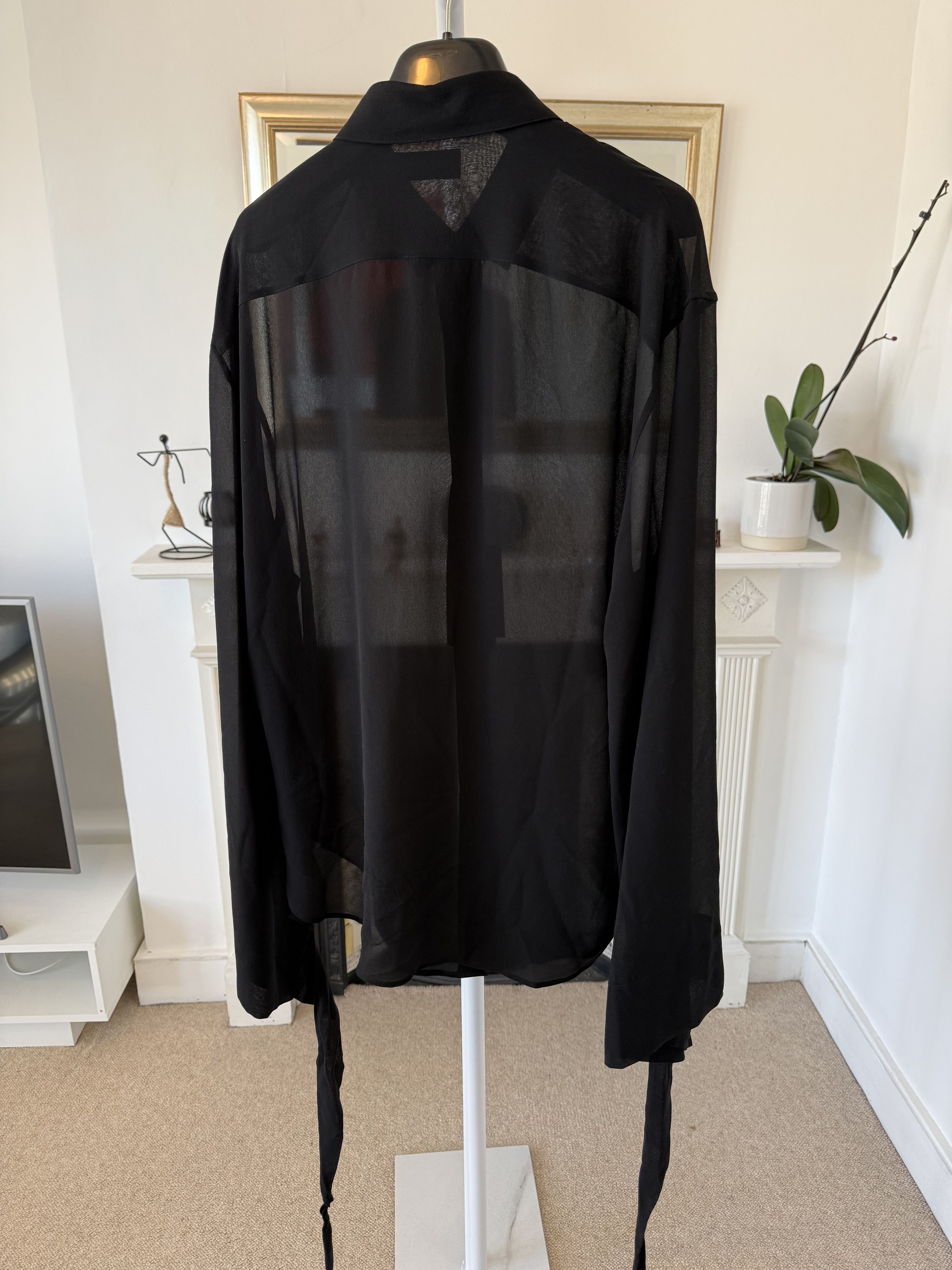 Saint Laurent Paris SS23 Saint Laurent Shirt in Silk Georgette Size US M / EU 48-50 / 2 - 3 Thumbnail