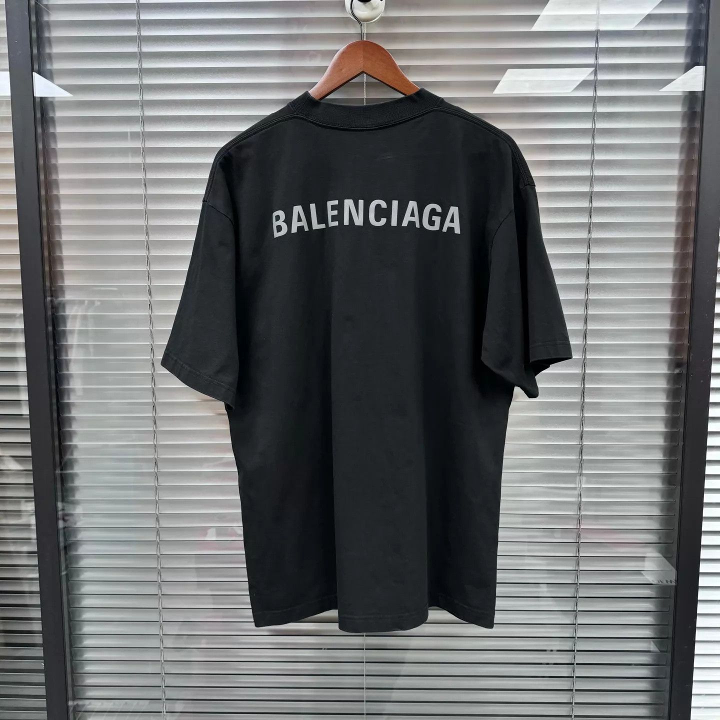 Balenciaga Balenciaga Reflective Front/Back Logo Short Tee M Size US M / EU 48-50 / 2 - 2 Thumbnail