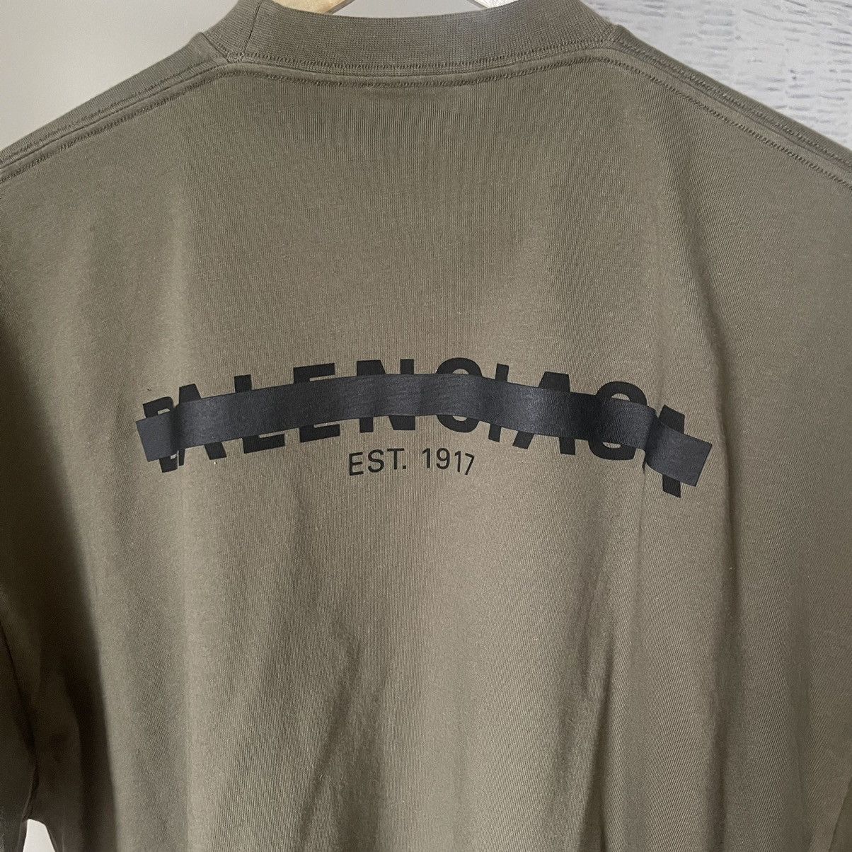 Balenciaga Balenciaga Strike 1917 Oversized T-Shirt Khaki Size US XL / EU 56 / 4 - 5 Thumbnail