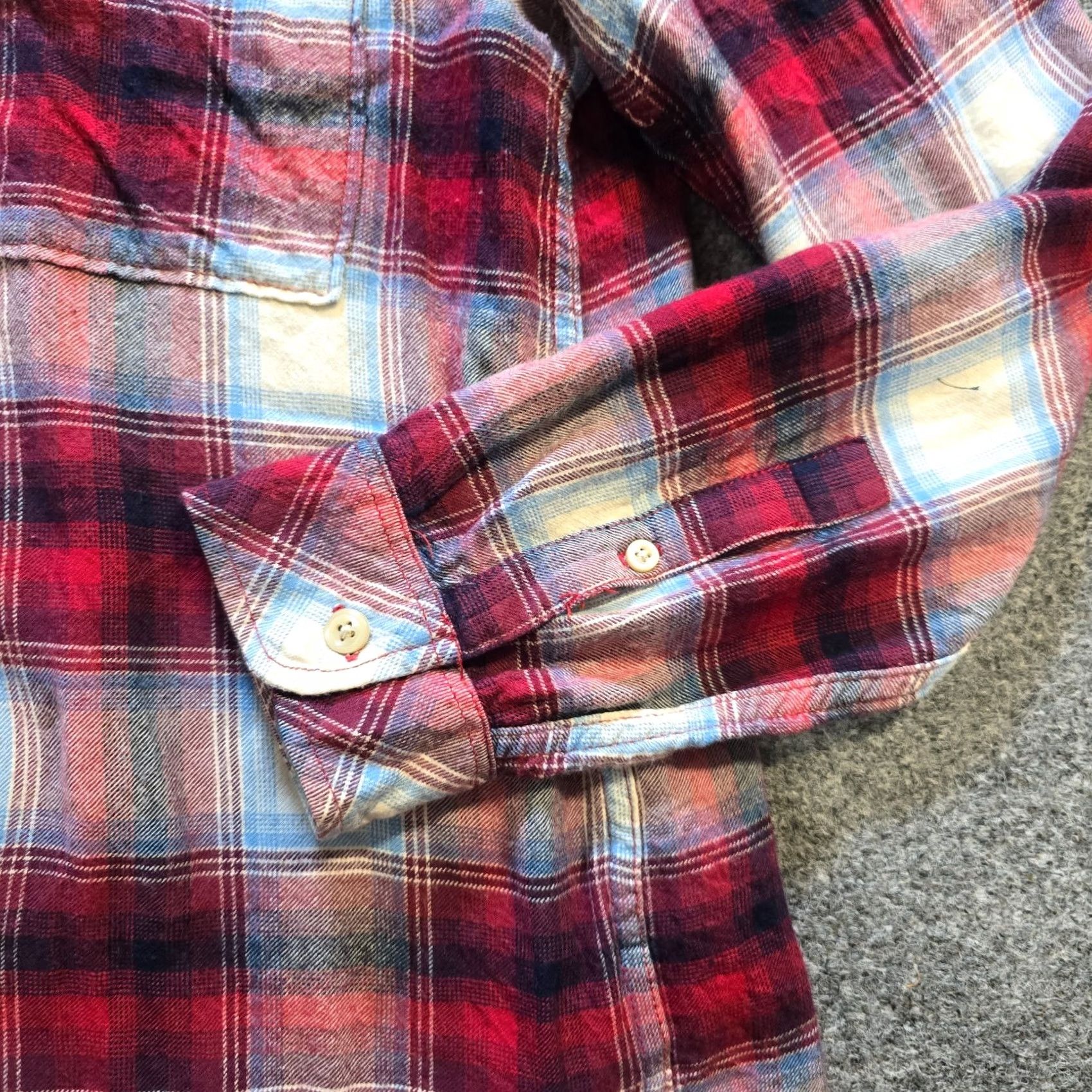 Gap Gap Top Womens Size Small Red Plaid Flannel Pendleton Button Up Casual Outdoors Shirt Size S / US 4 / IT 40 - 4 Thumbnail