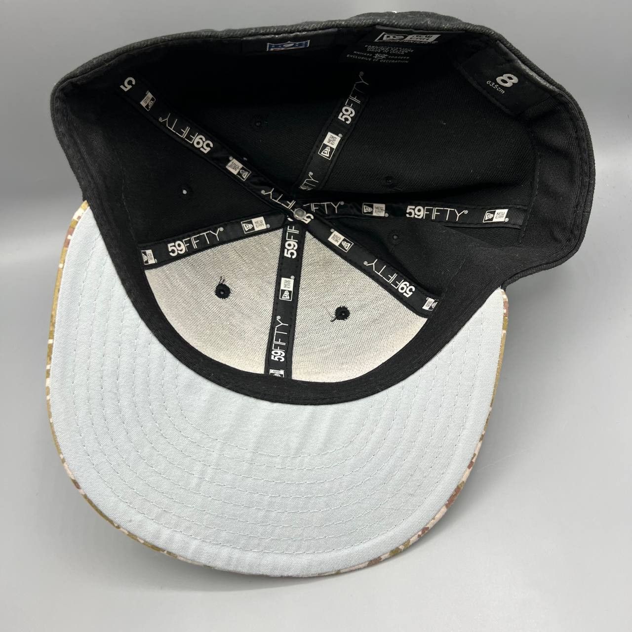 New Era Las Vegas Raiders Hat Men 8 Camo Salute to Service Fitted Size ONE SIZE - 4 Thumbnail