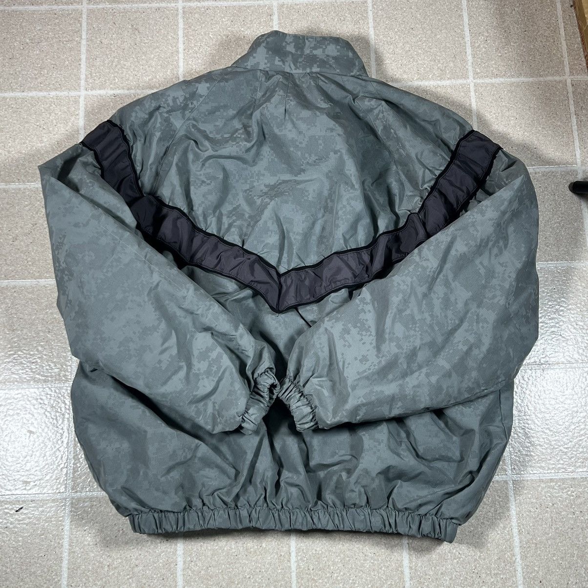 Vintage US Army IPFU Jacket Gray Large Reflective Lined Windbreaker Size US L / EU 52-54 / 3 - 3 Thumbnail