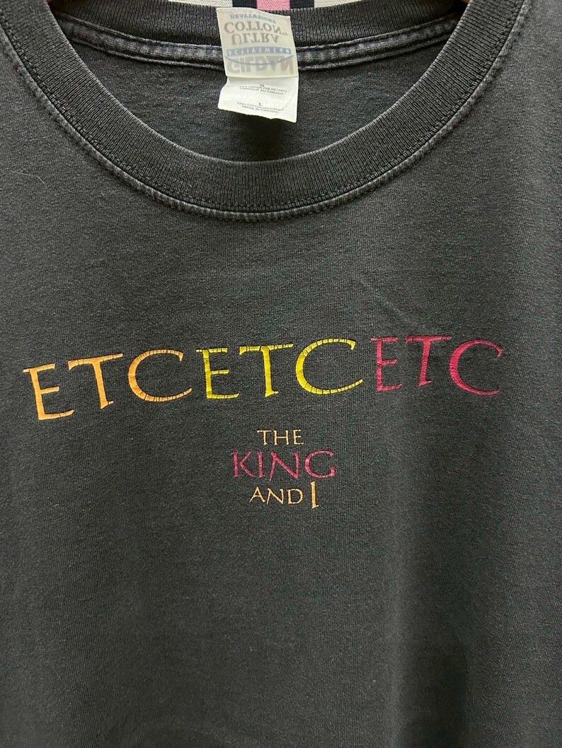 Vintage Vintage 2003 The King and I Movie tshirt size L Size US L / EU 52-54 / 3 - 3 Thumbnail