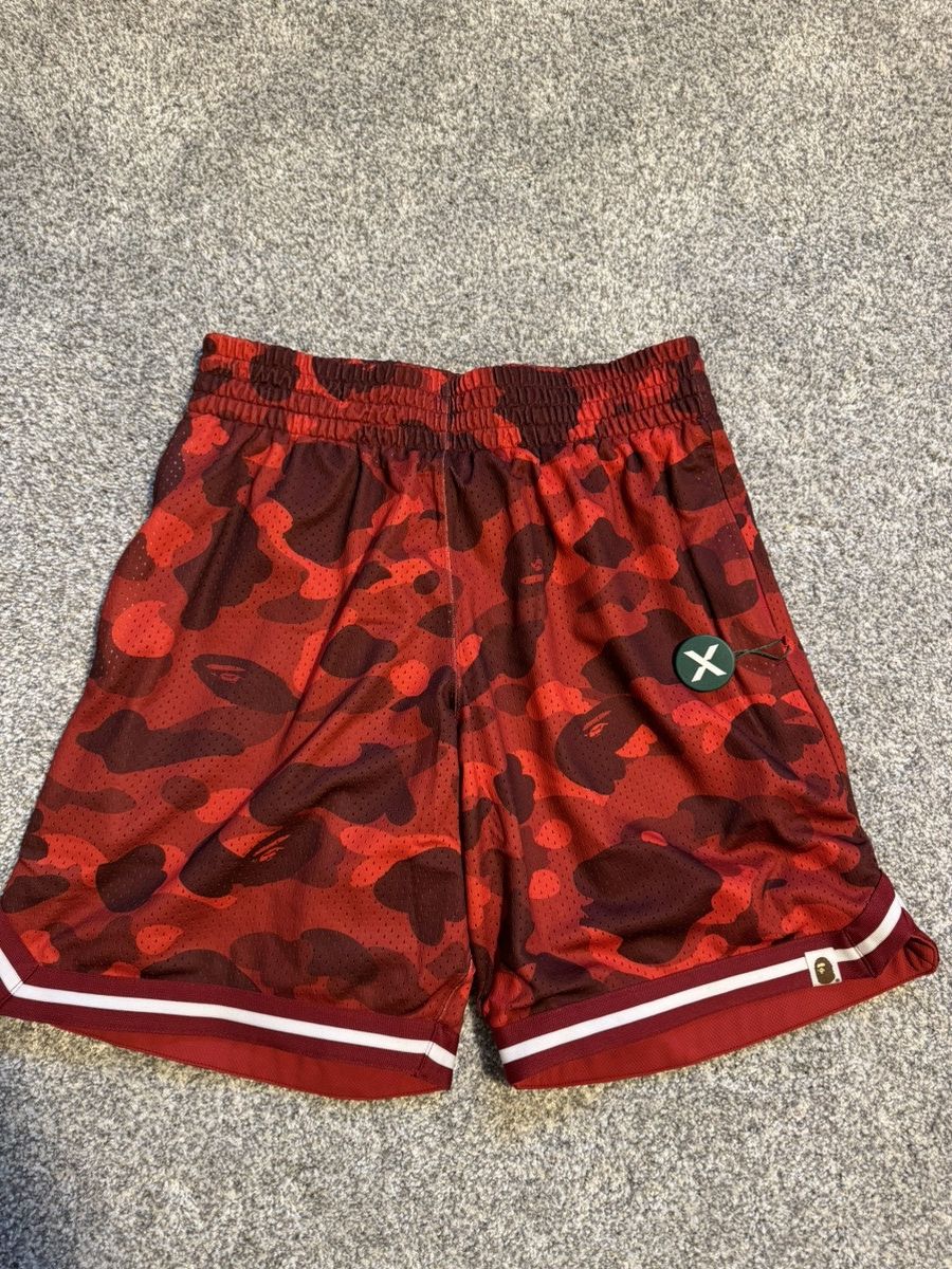 Bape Bape red camo shorts Size US 30 / EU 46 - 1 Thumbnail