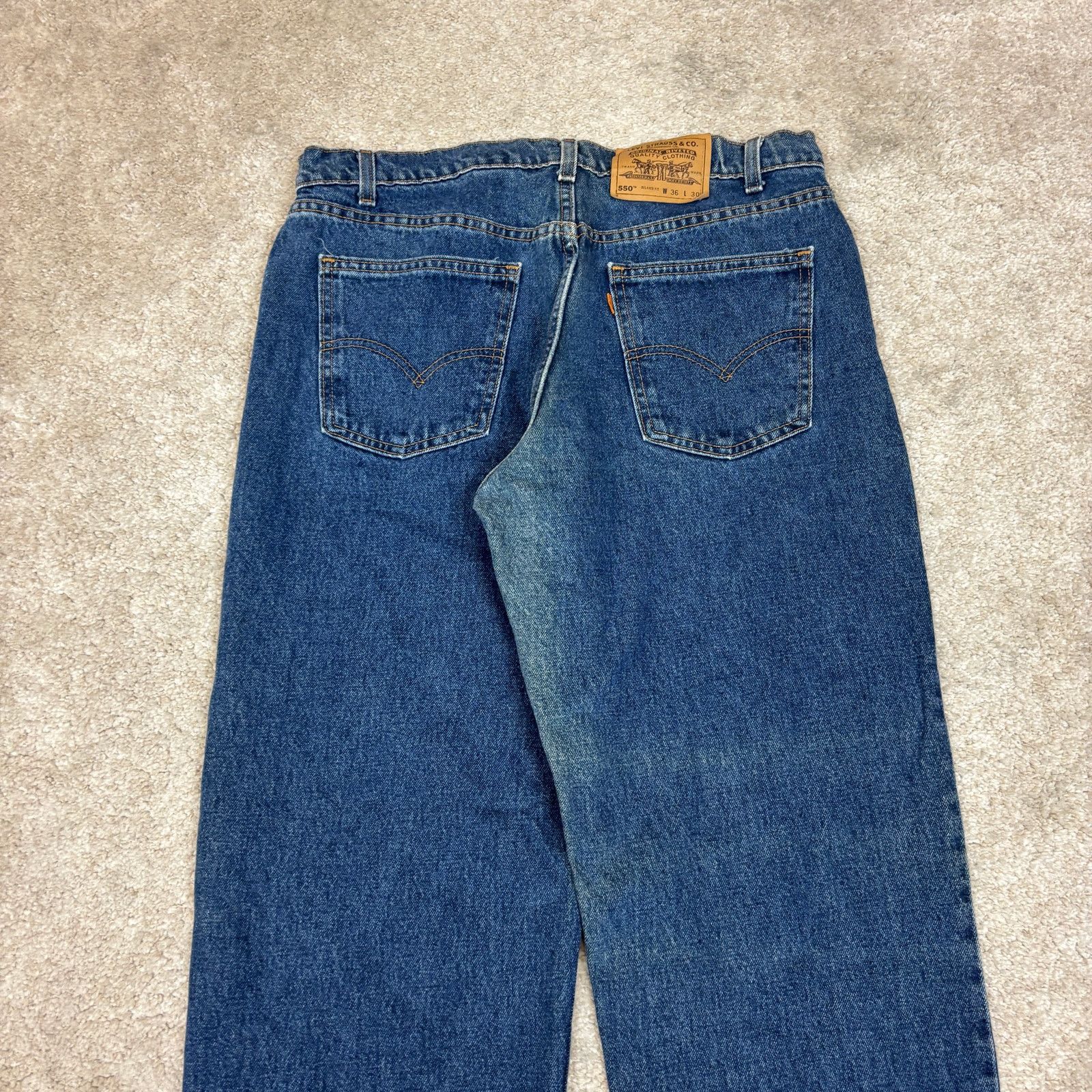 Levi's Vintage 90s Levi's Orange Tab 550 Relaxed Jeans Men's 36x31 Size US 36 / EU 52 - 4 Thumbnail