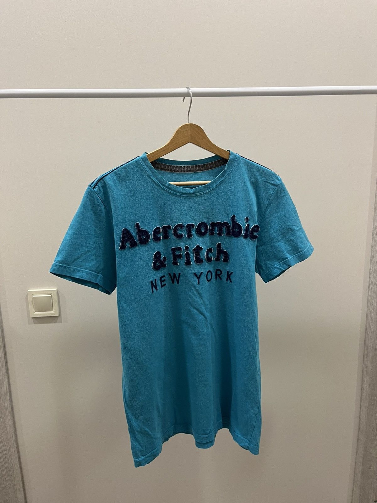 Abercrombie & Fitch 90s Abercrombie & Fitch T-Shirt Spellout Vintage Y2K Size US L / EU 52-54 / 3 - 1 Thumbnail