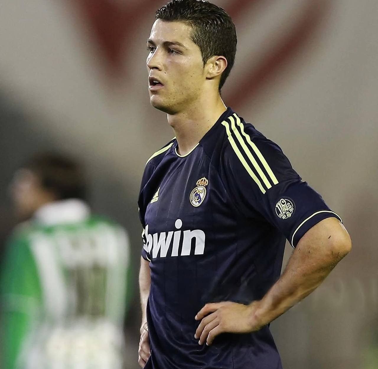 Adidas 2012/13 REAL MADRID AWAY SOCCER JERSEY FOOTBALL SHIRT ADIDAS Size US L / EU 52-54 / 3 - 2 Thumbnail