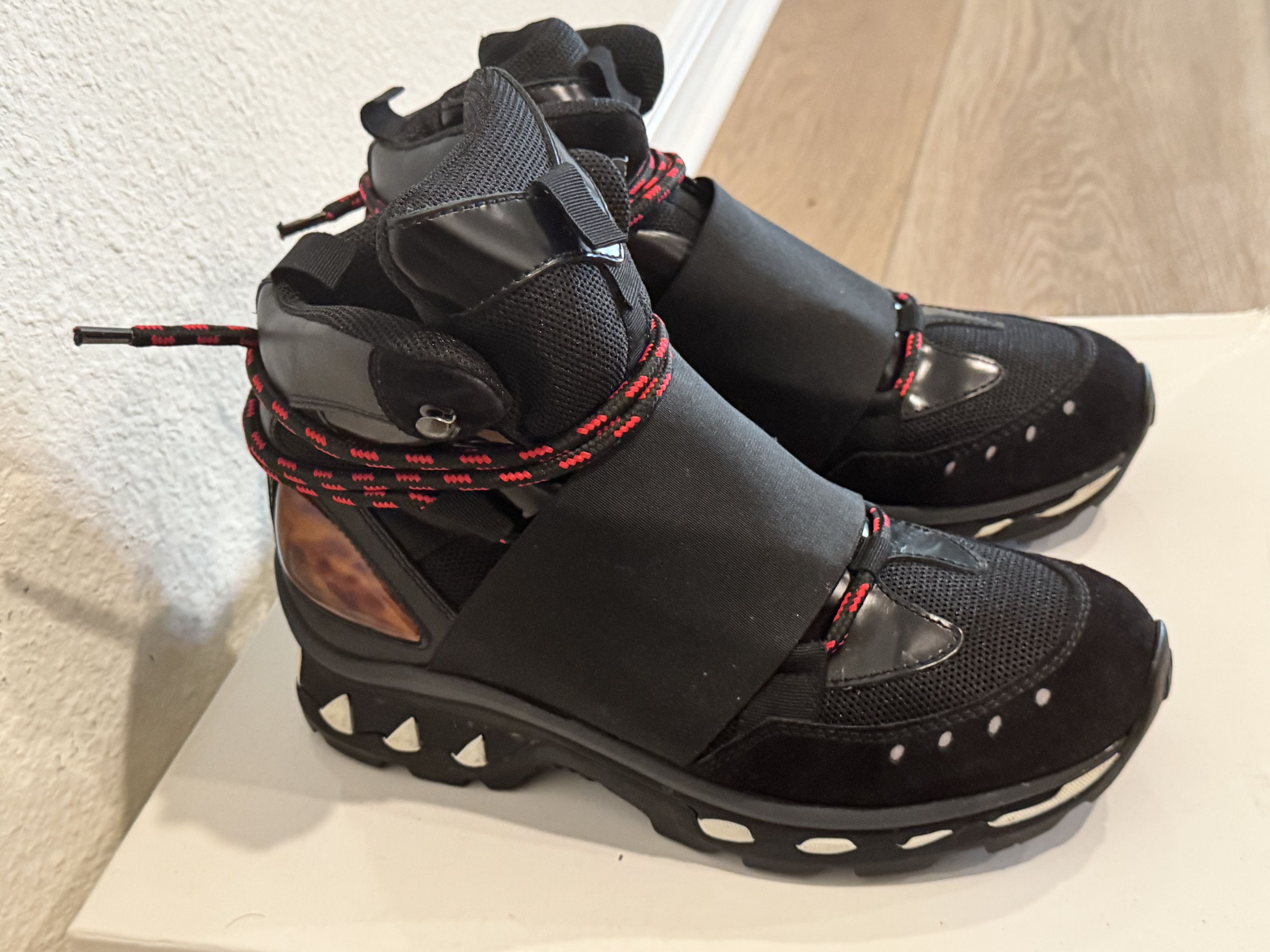 Givenchy GIVENCHY RICCARDO TISCI TRAINER BOOTS Size US 7 / EU 40 - 3 Thumbnail